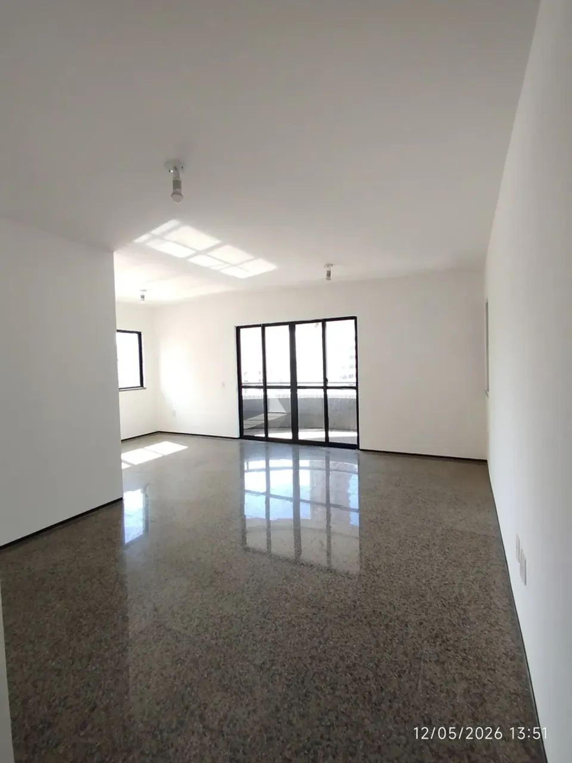 Compre Hoje Este Apartamento 03 Suítes Próximo AO Hospital Aldeota