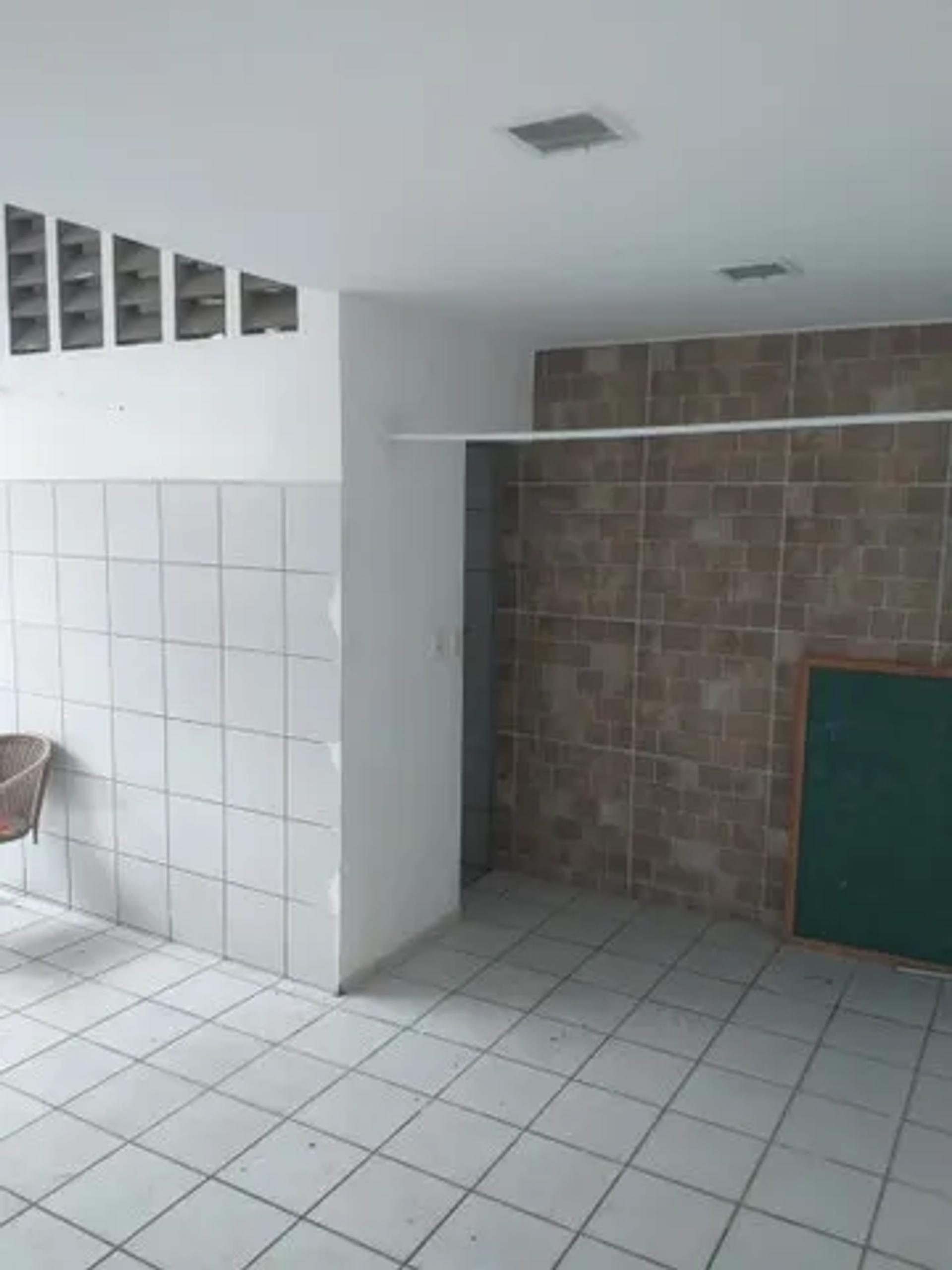 Prédio Comercial na Rua Barão do Rio Branco, 2873, Fátima em Fortaleza, por R$ 4.500/Mês - Viva Real