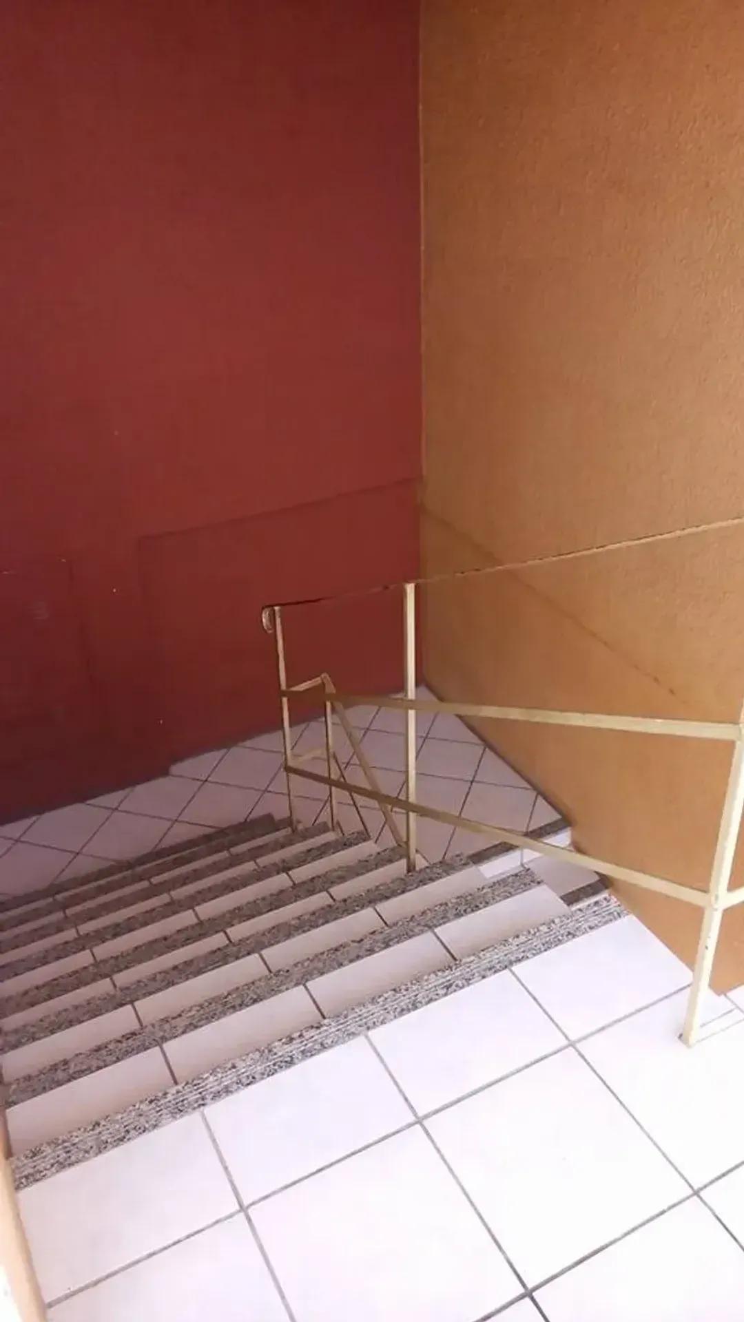 Apartamento na Avenida Visconde do Rio Branco, 2245, Joaquim Tavora em Fortaleza, por R$ 155.000 - Viva Real