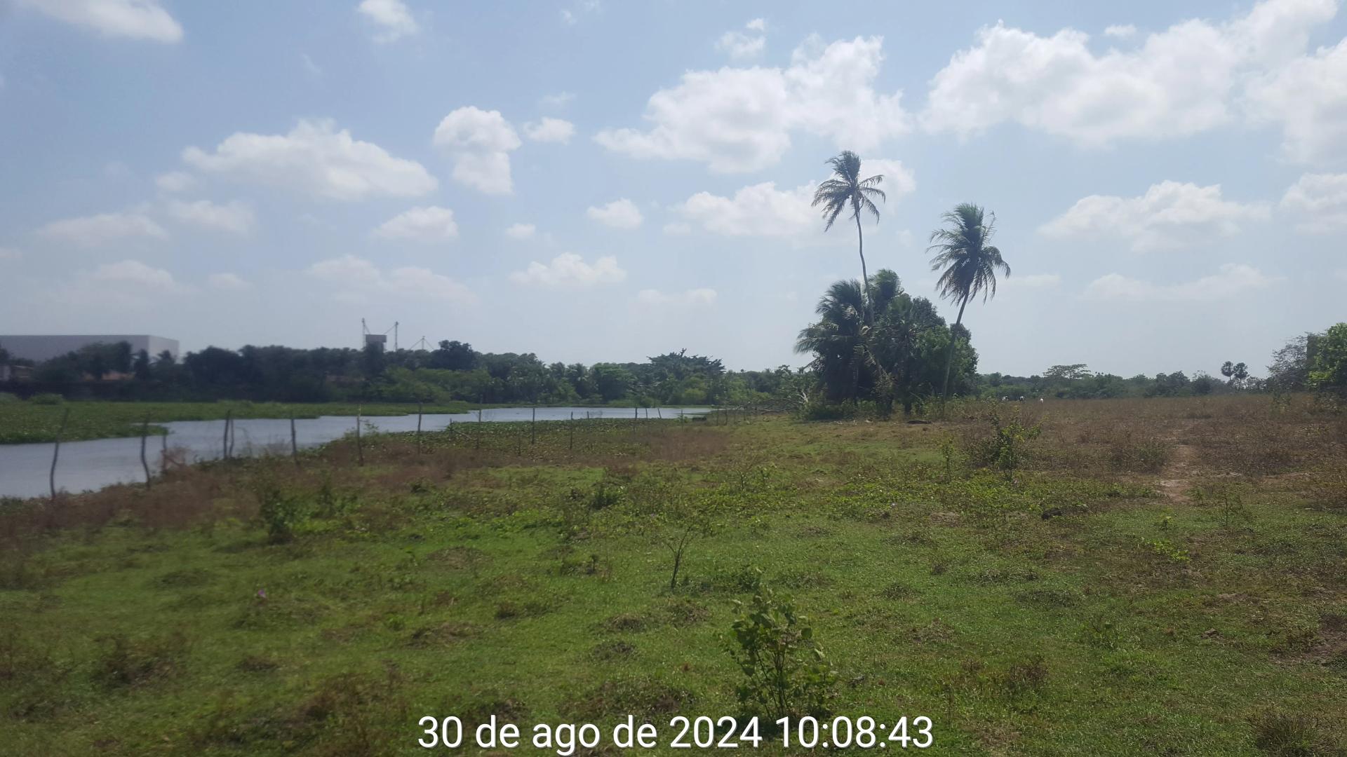 Lote/Terreno na Avenida Manoel Feliciano de Lima, SN, Camara em Aquiraz, por R$ 1.500/Mês - Viva Real