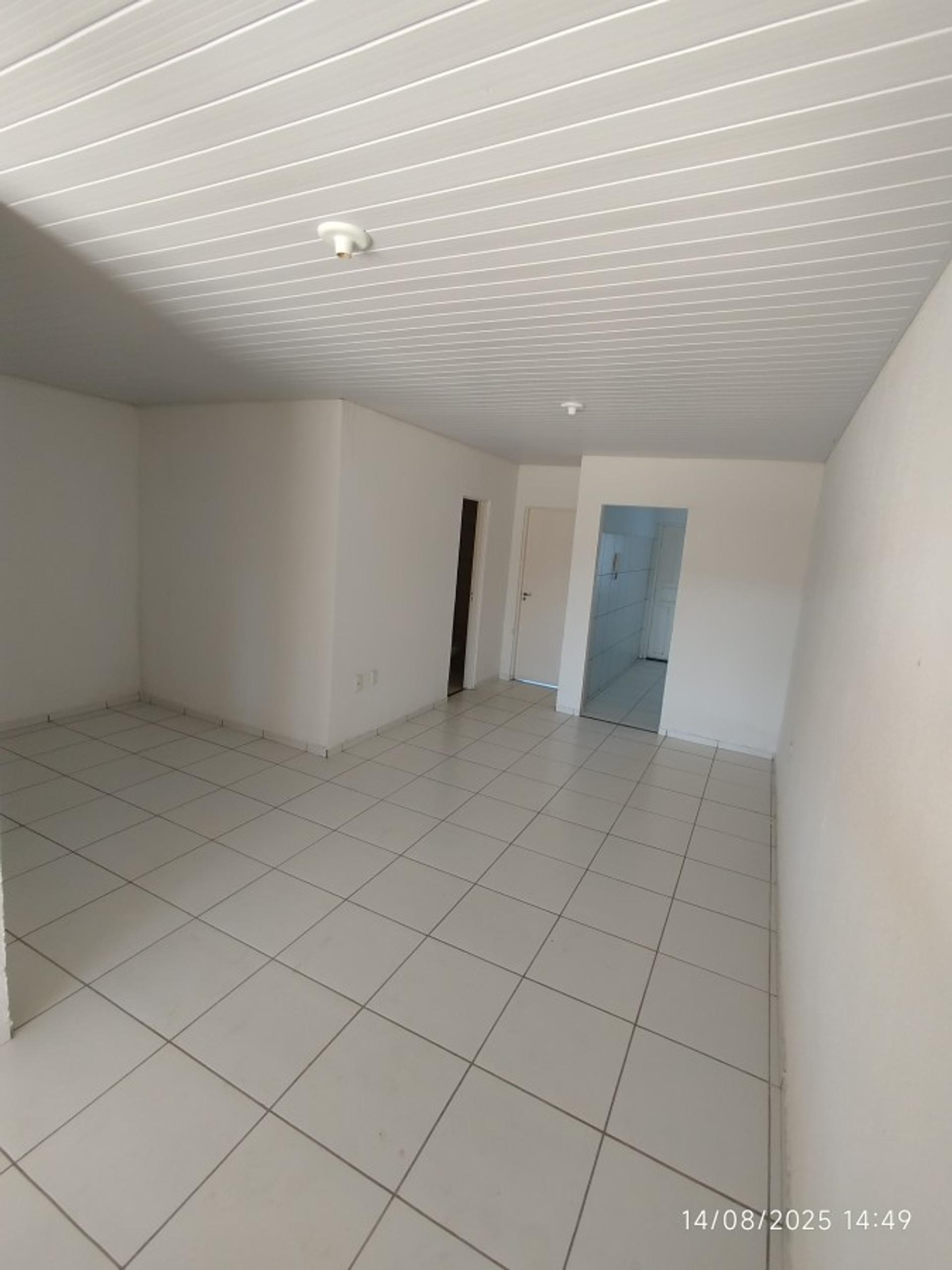 Apartamento para Venda, em Caucaia, bairro Guajiru, 2 dormitórios, 1 banheiro, 1 suíte, 1 vaga - foto 15