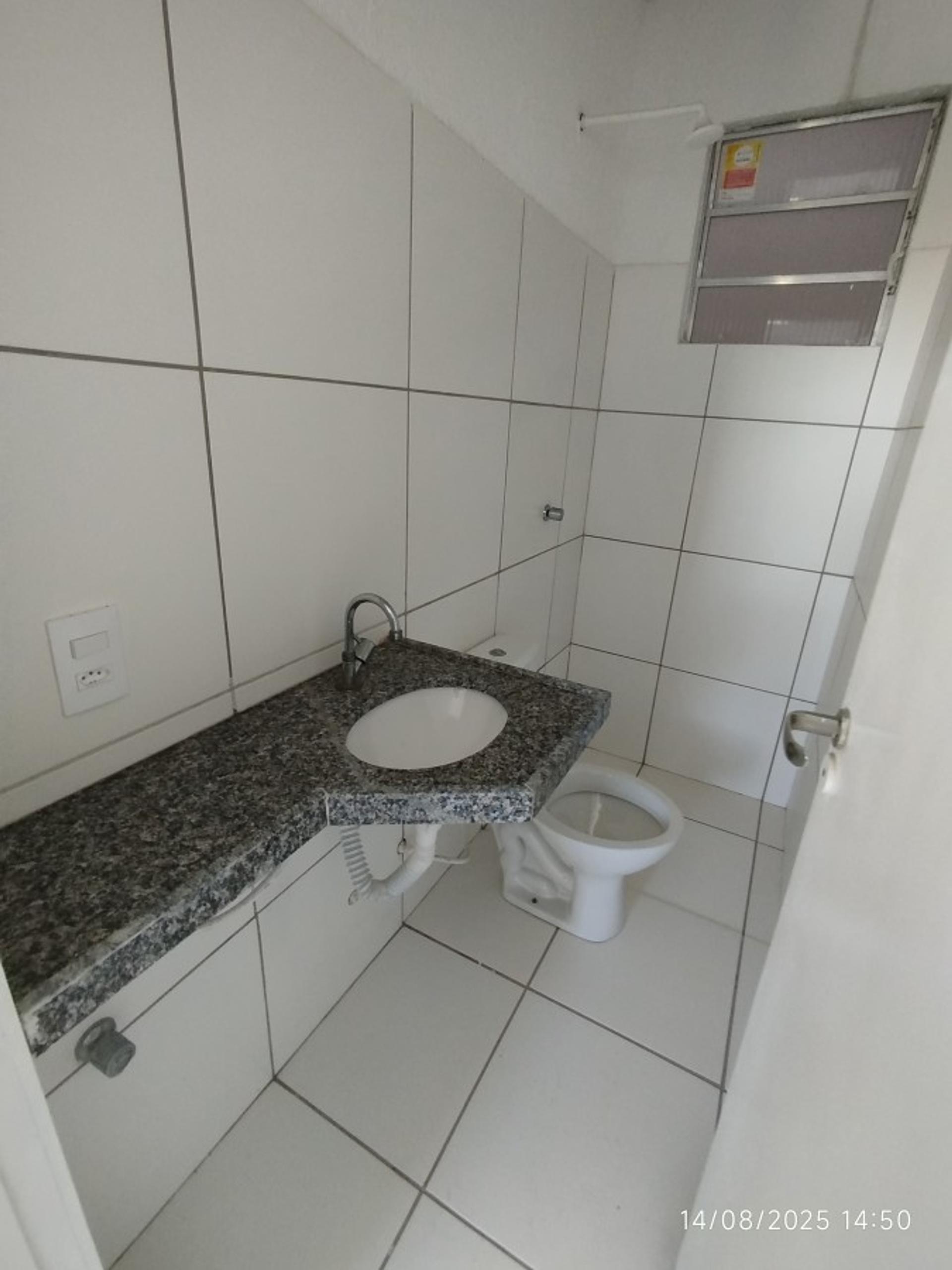 Apartamento para Venda, em Caucaia, bairro Guajiru, 2 dormitórios, 1 banheiro, 1 suíte, 1 vaga - foto 27