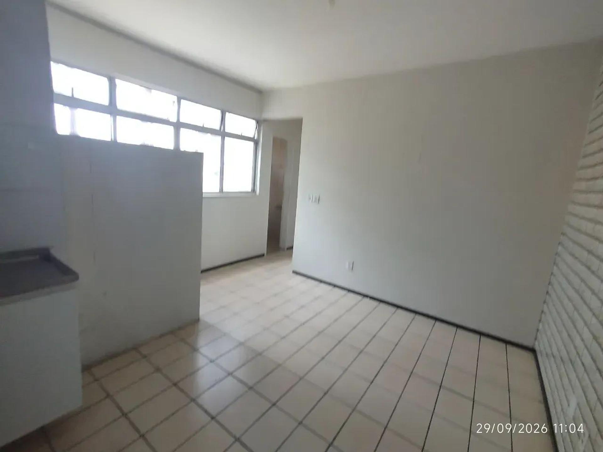 Imóvel para aluguel tem 90 metros quadrados com 2 quartos em Centro - Fortaleza - CE