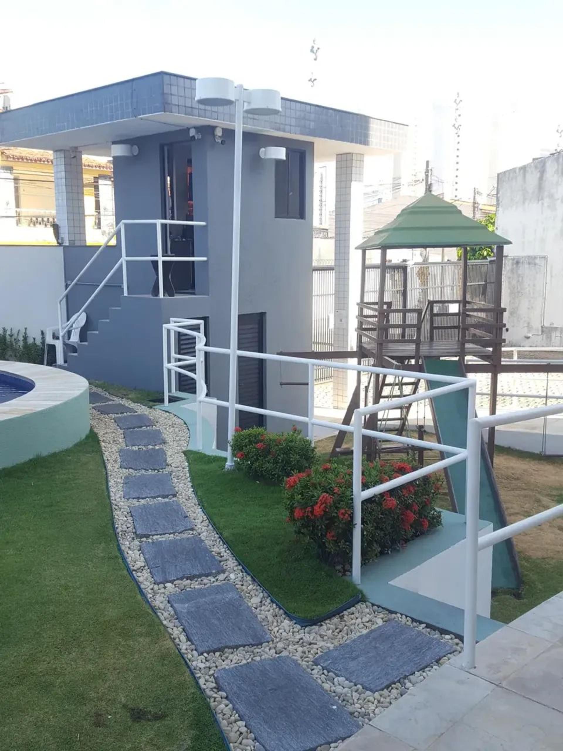 Aluga-SE Apartamento DE 03 Quartos NO Bairro DE Fátima