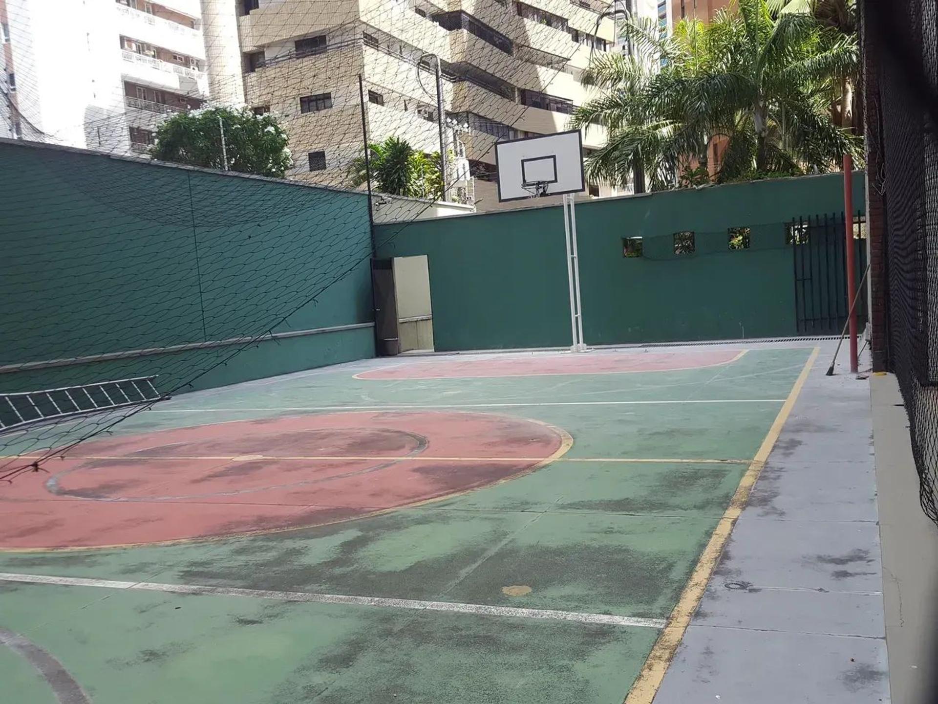 Imóvel para venda possui 254 metros quadrados com 4 quartos em Meireles - Fortaleza - CE
