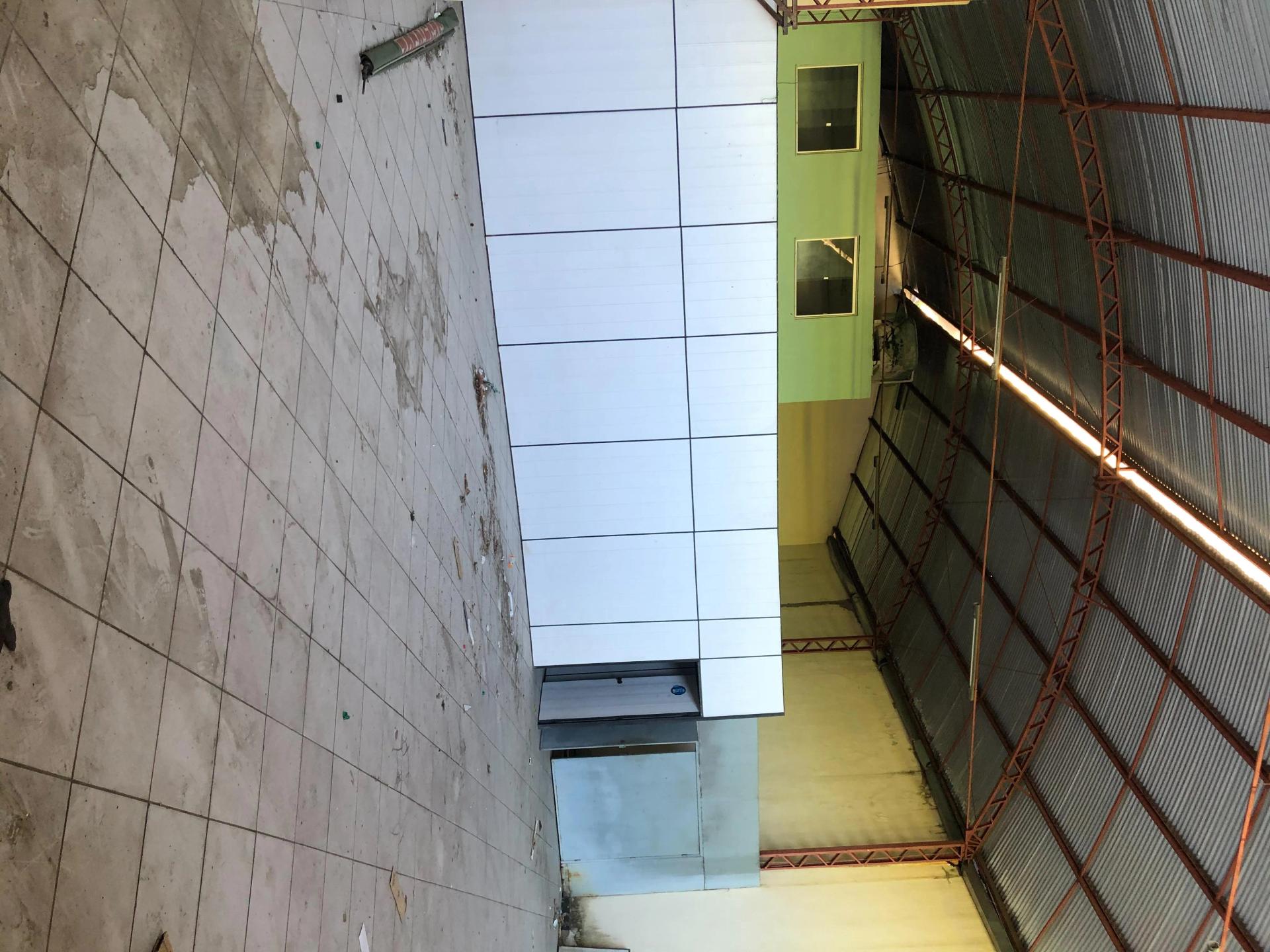 Galpão/Depósito/Armazém na Avenida Antônio Sales, 1530, Joaquim Tavora em Fortaleza, por R$ 5.000/Mês - Viva Real