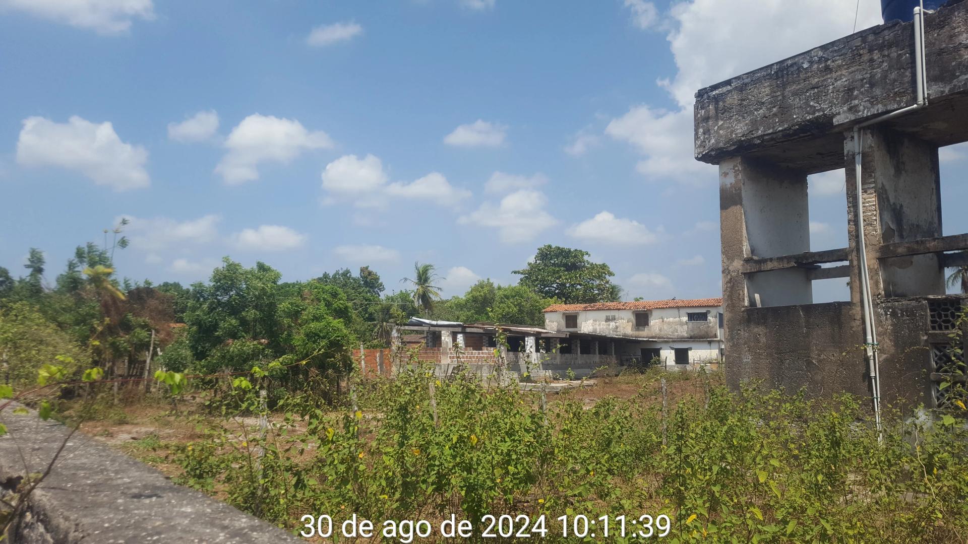 Lote/Terreno na Avenida Manoel Feliciano de Lima, SN, Camara em Aquiraz, por R$ 1.500/Mês - Viva Real