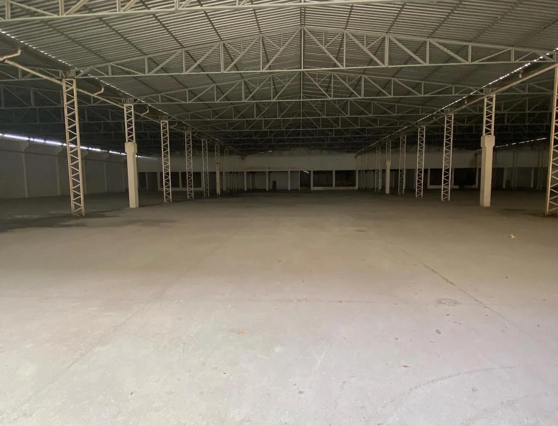 Galpão/Depósito/Armazém na Rua Baturité, 500, Planalto Horizonte em Horizonte, por R$ 129.800/Mês - Viva Real