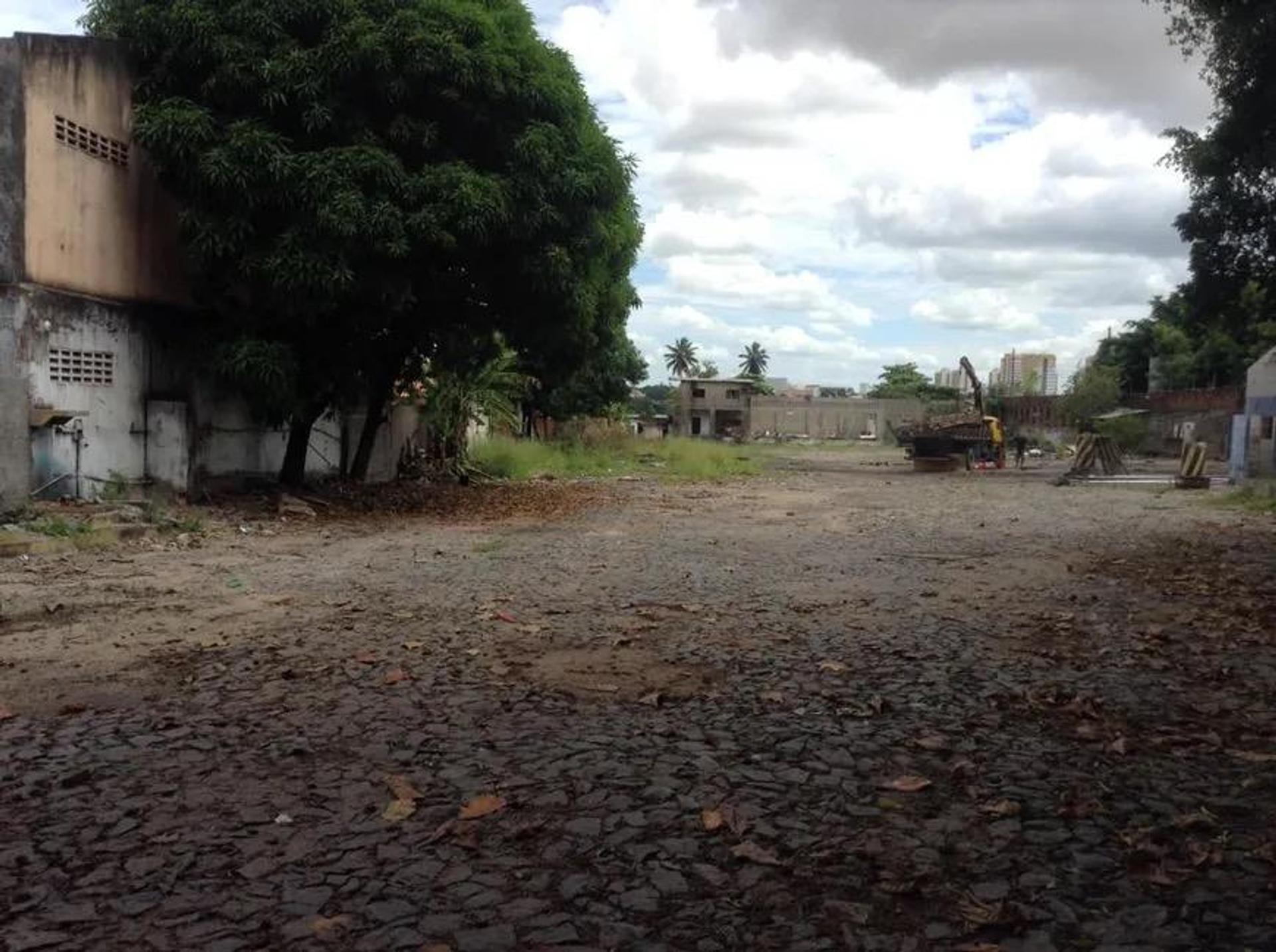 Terreno NA Parangaba EM Fortaleza