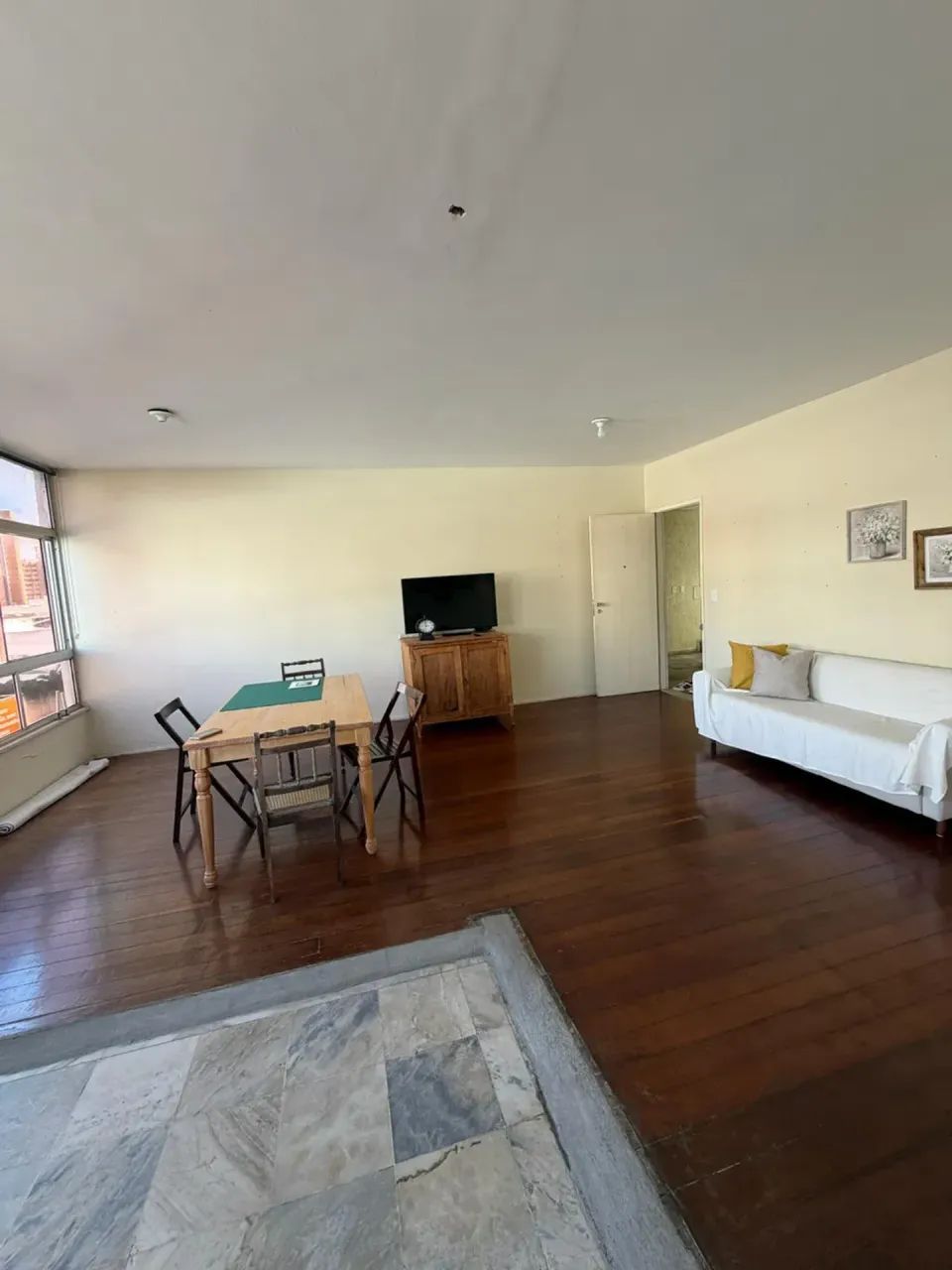 Apartamento amplo para reformar – Excelente oportunidade!