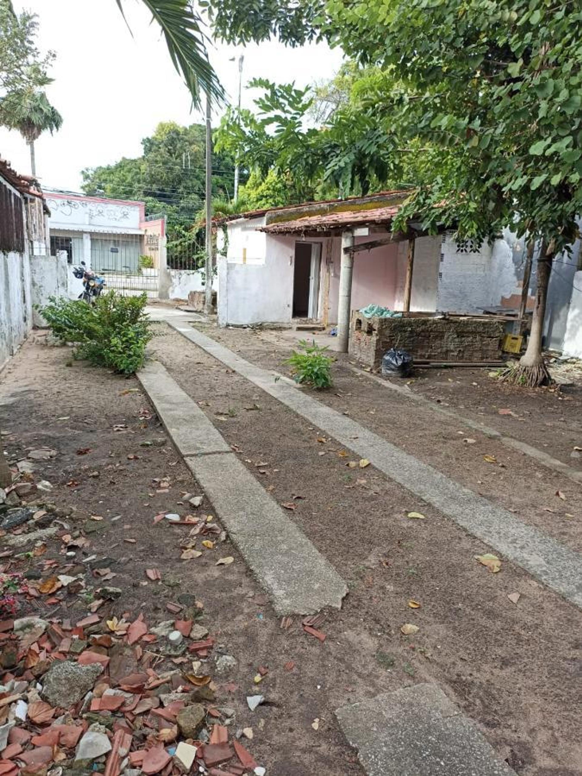 Casa Comercial para Venda, em Fortaleza, bairro Itapery - foto 5
