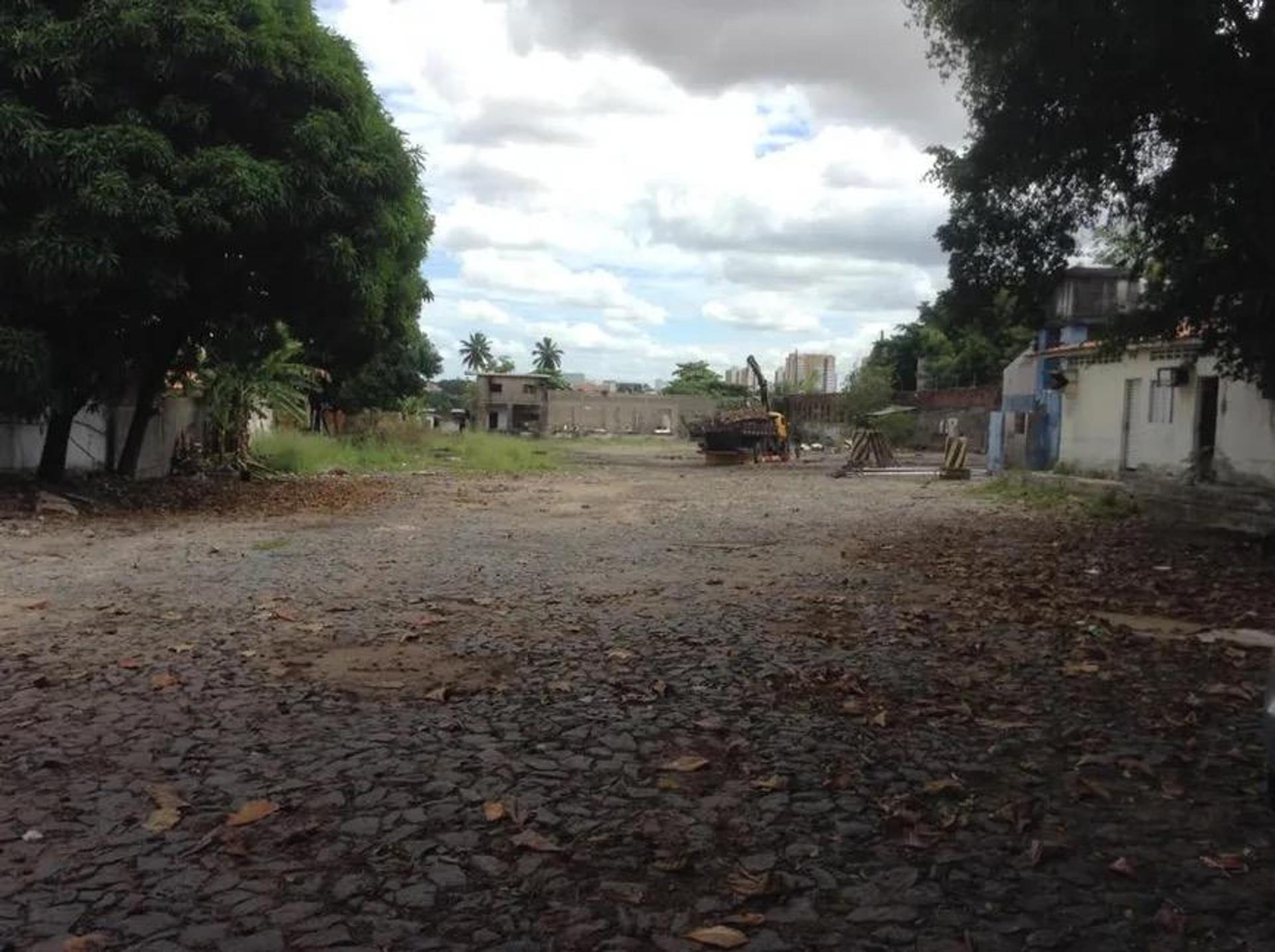 Terreno NA Parangaba EM Fortaleza