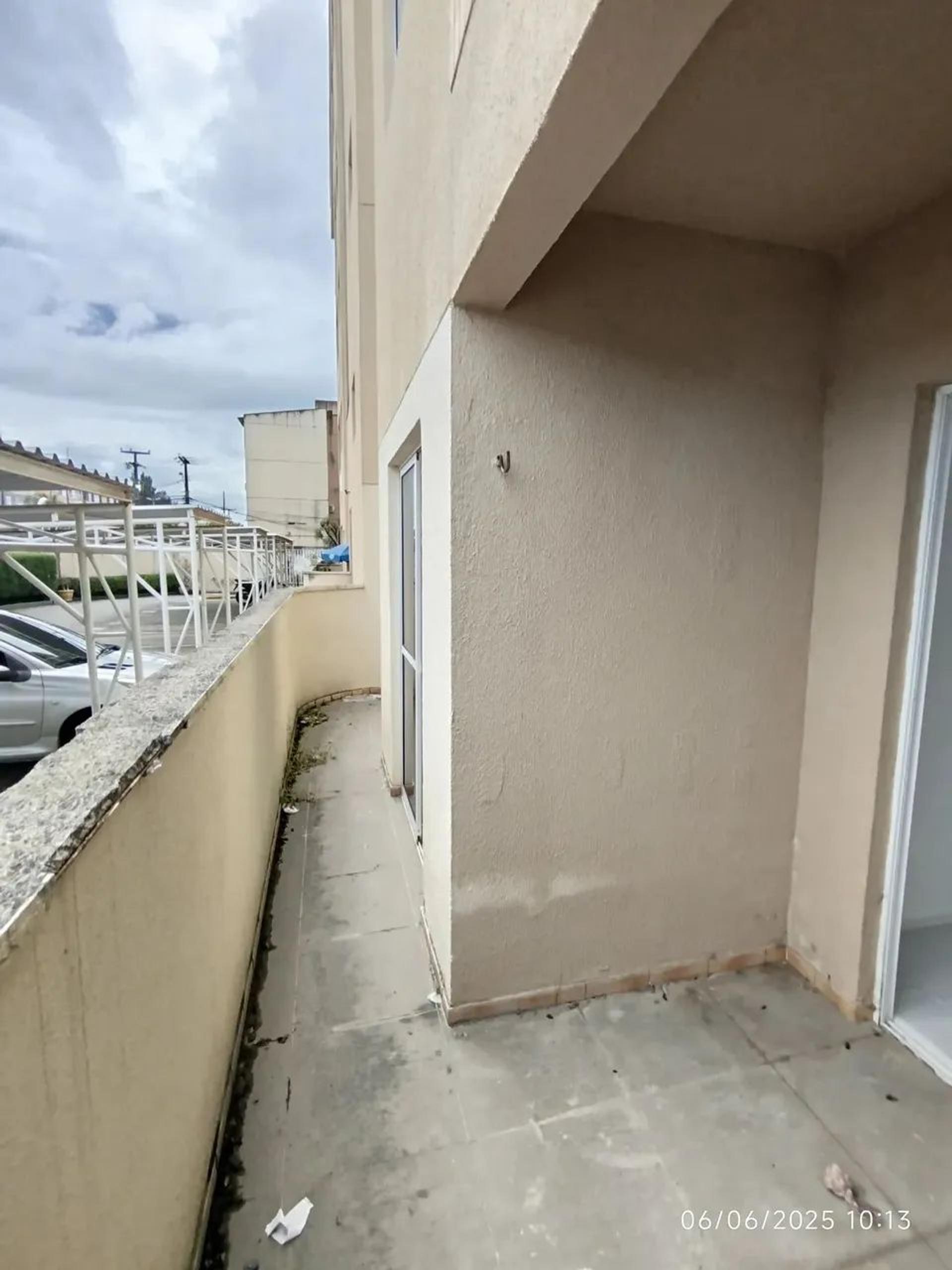 Vende-SE Apartamento DE 02 Quartos Com Elevador E Piscina NA Cajazeiras EM Fortaleza CearÁ