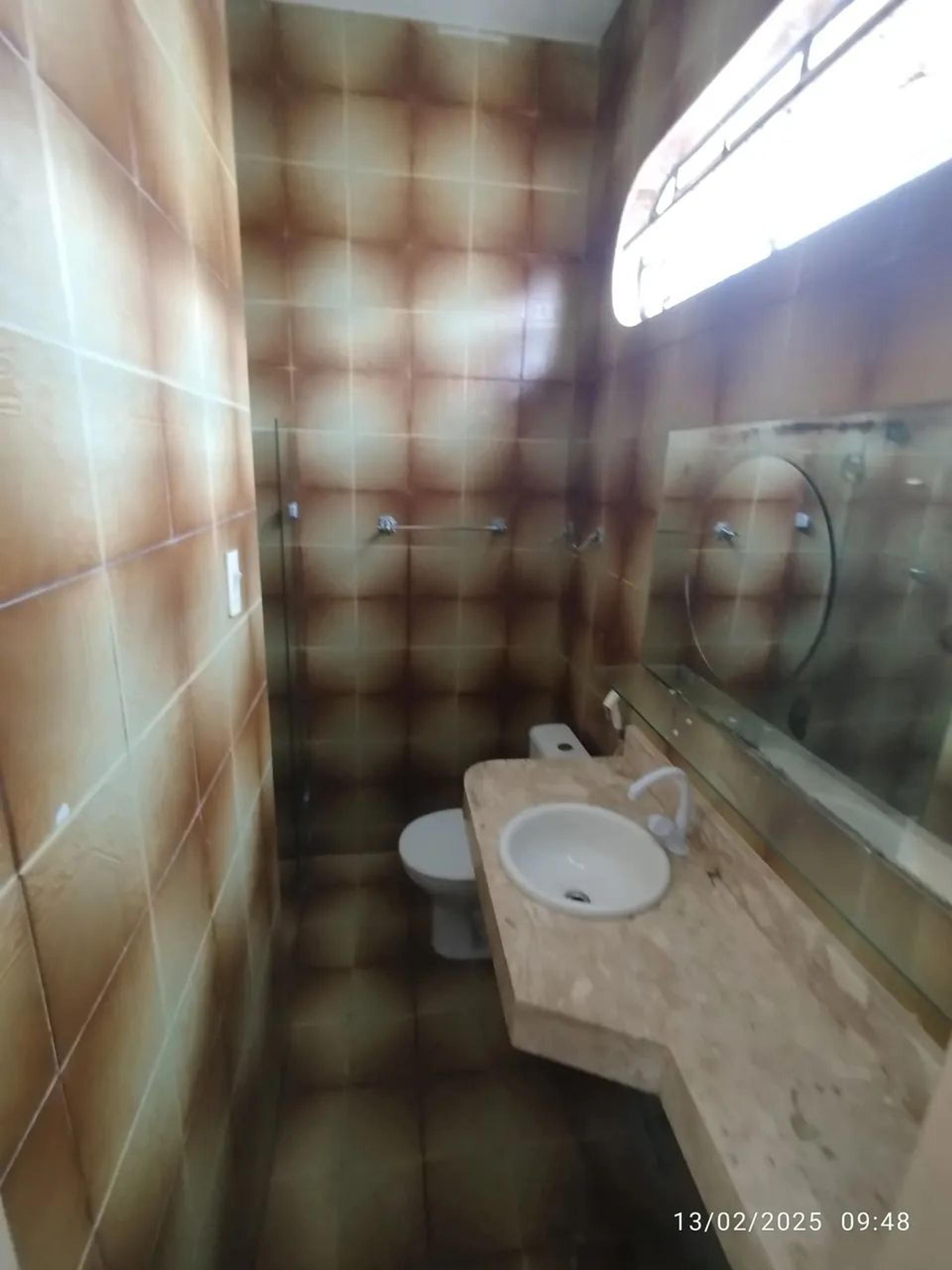 Vende-SE Casa NO Bairro Monte Castelo A 100M DA AV. Sargento Herminio