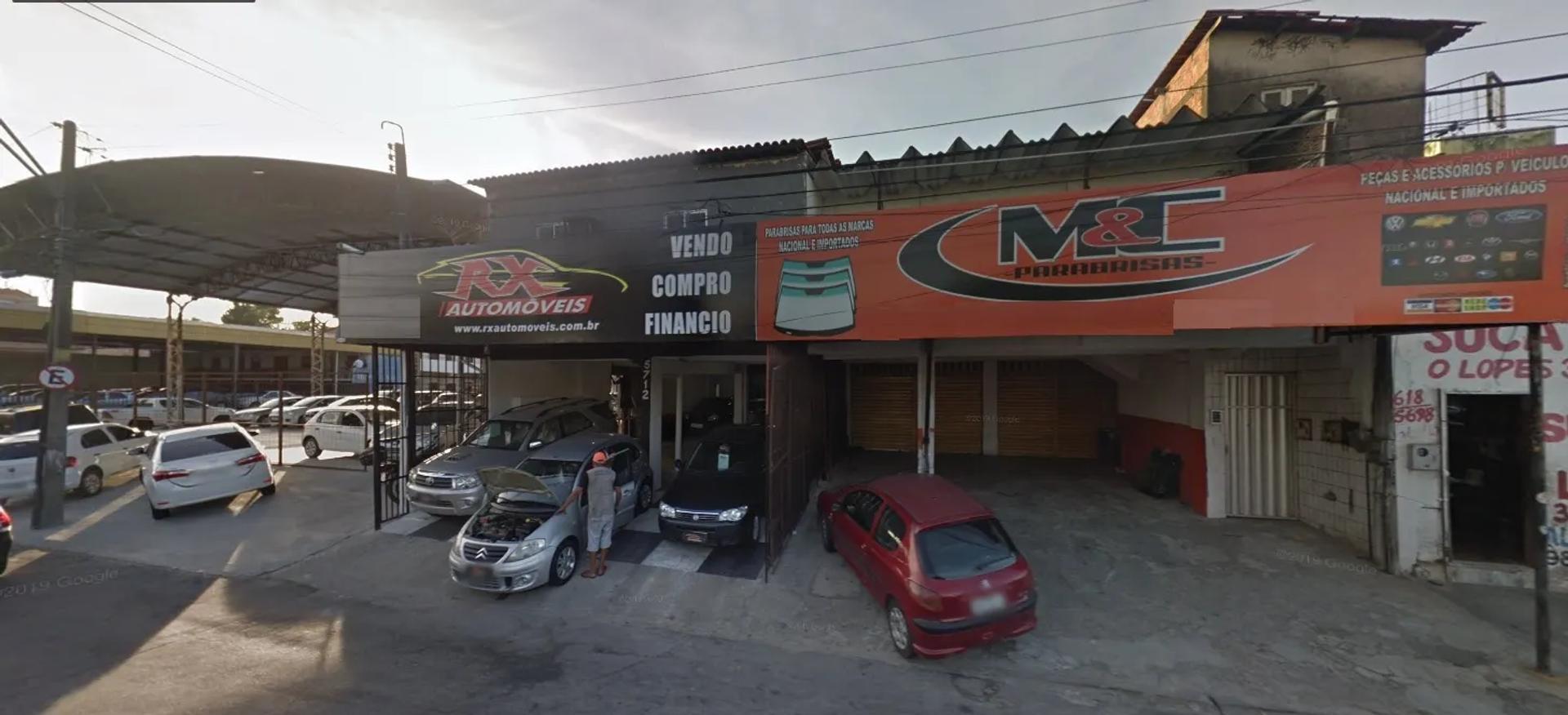 Sala Comercial na Avenida Américo Barreira, 5712, Demócrito Rocha em Fortaleza, por R$ 400/Mês - Viva Real