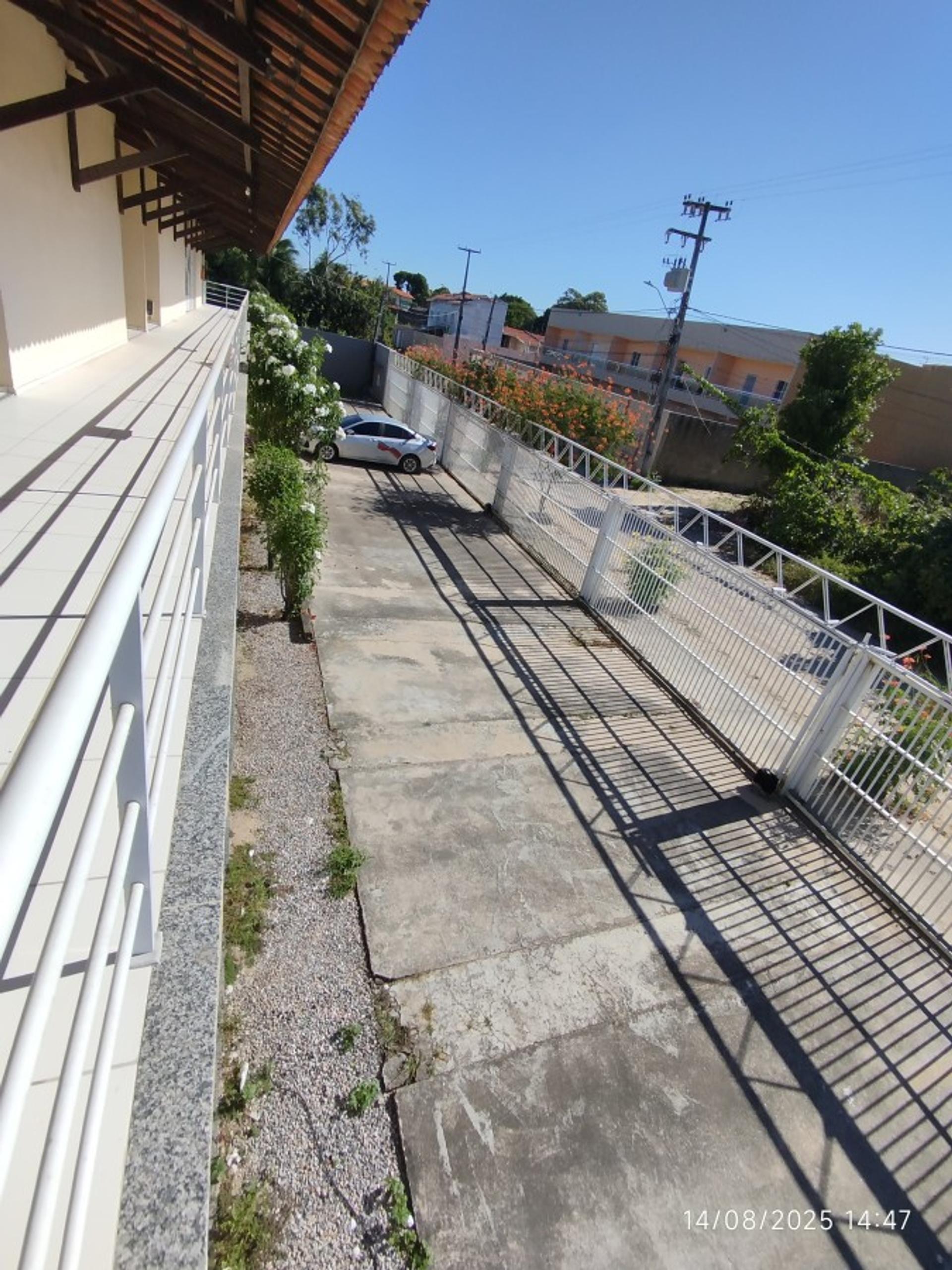 Apartamento para Venda, em Caucaia, bairro Guajiru, 2 dormitórios, 1 banheiro, 1 suíte, 1 vaga - foto 11