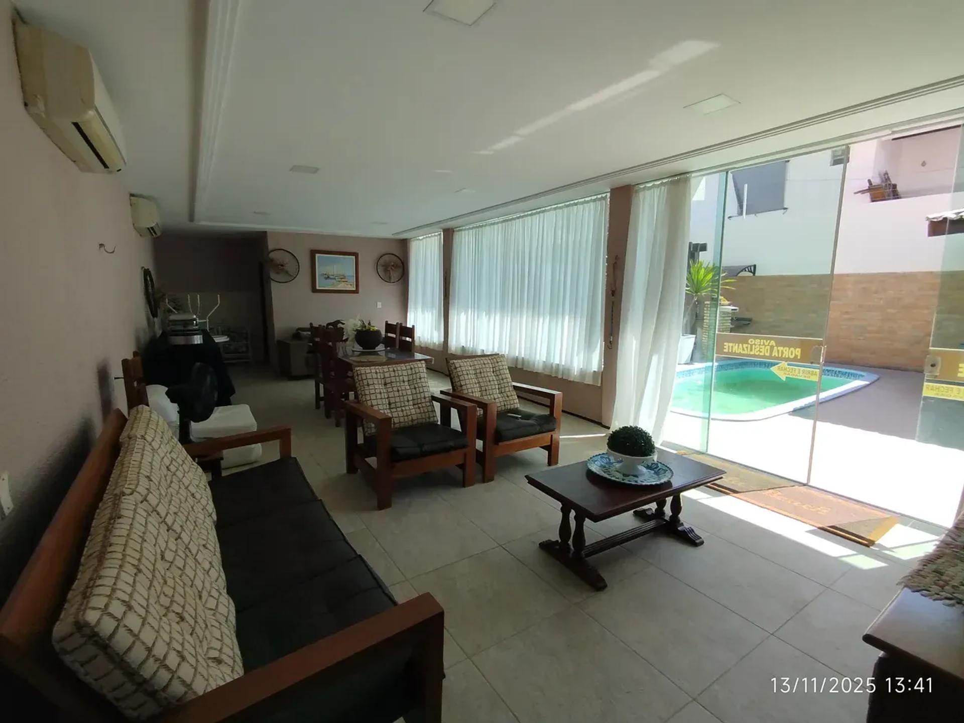 Imóvel Comercial na Rua Particular, 299, Tabuba em Caucaia, por R$ 7.000/Mês - Viva Real