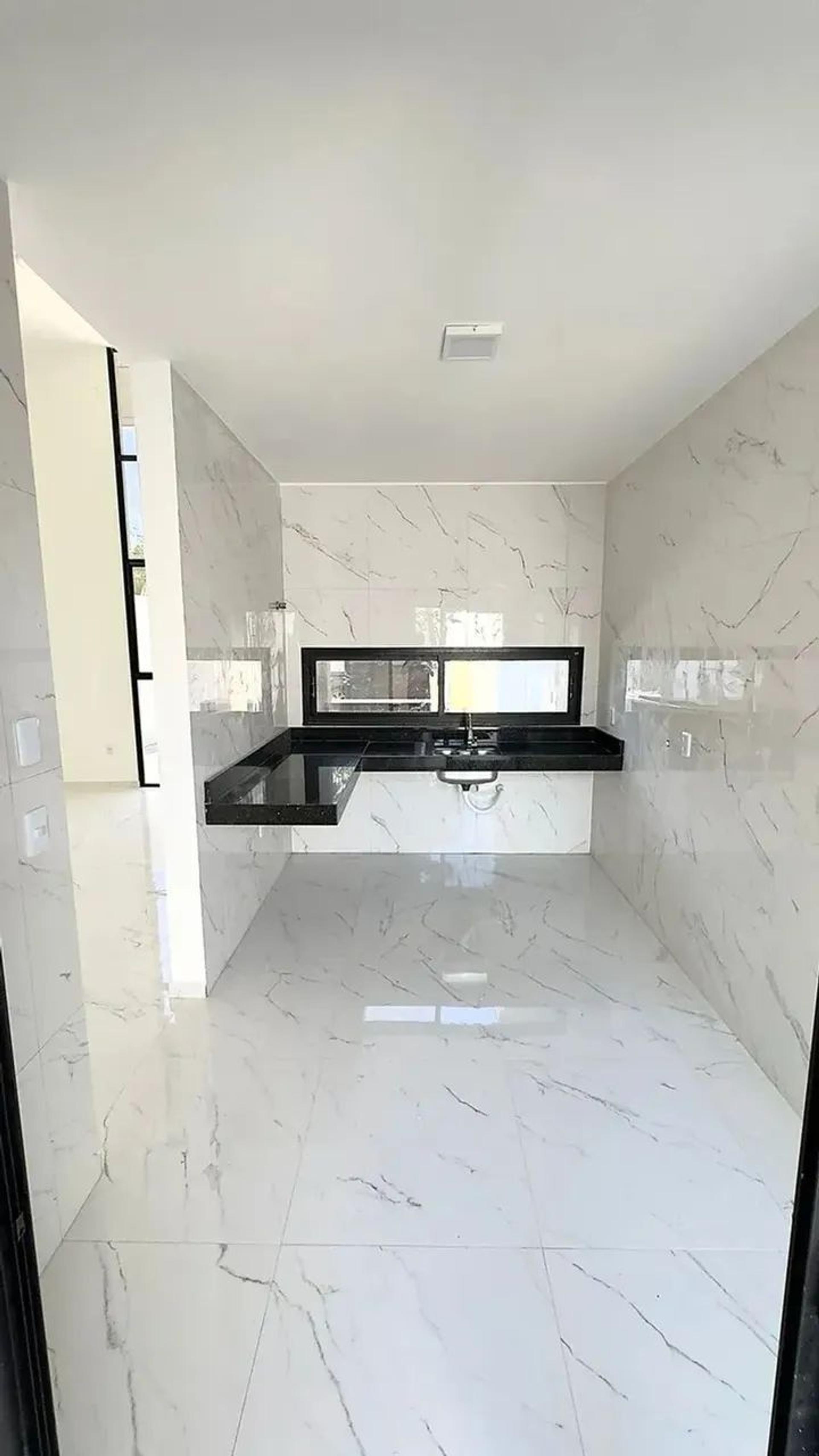 Casa Plana E Solta NA Urucunema NO Eusébio