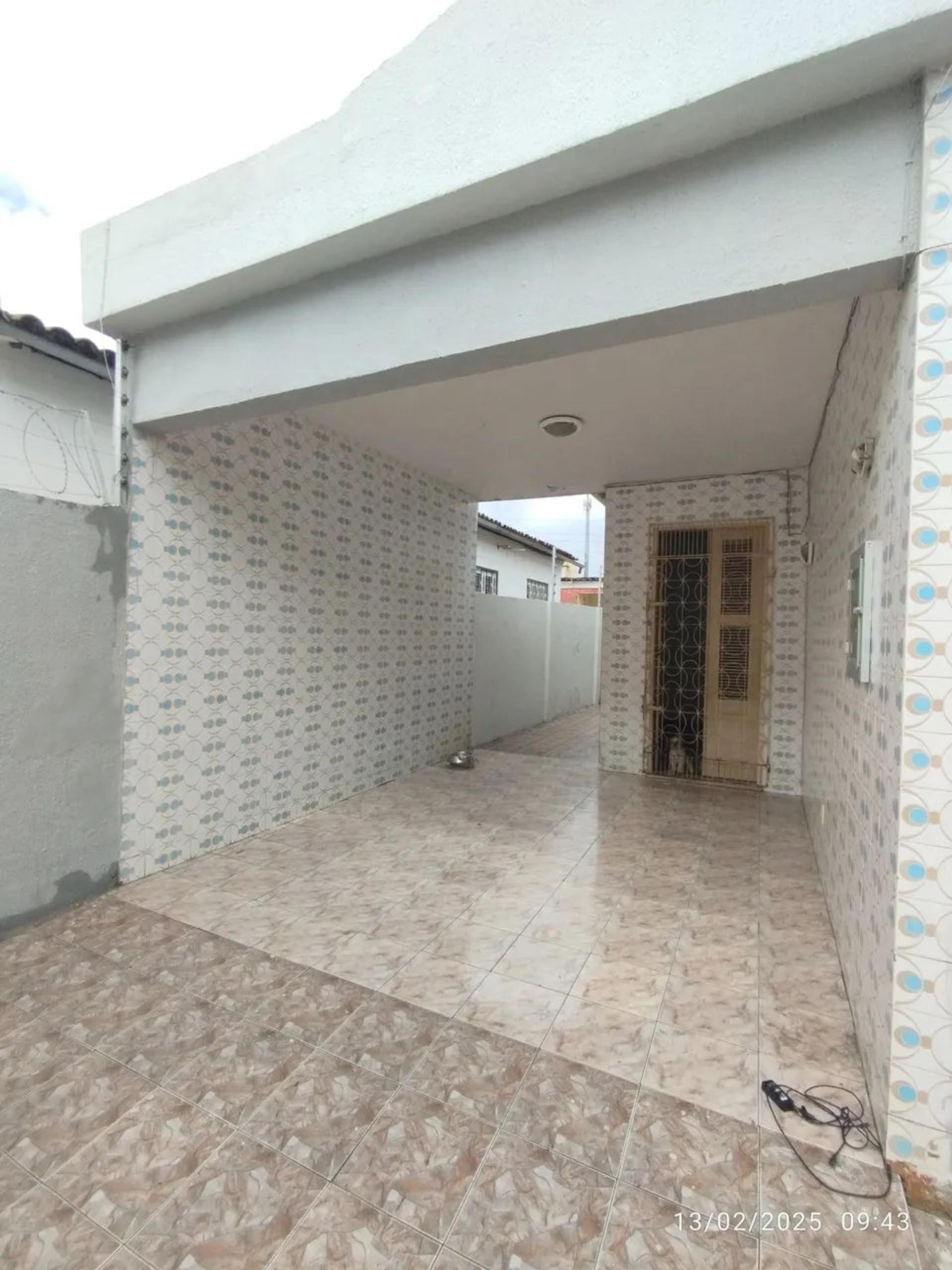 Vende-SE Casa NO Bairro Monte Castelo A 100M DA AV. Sargento Herminio
