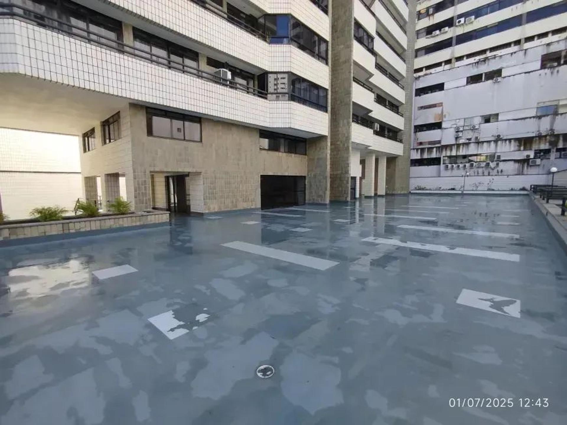 Aluga-SE Apartamento DE 04 Quartos Vizinho A Praça Portugal