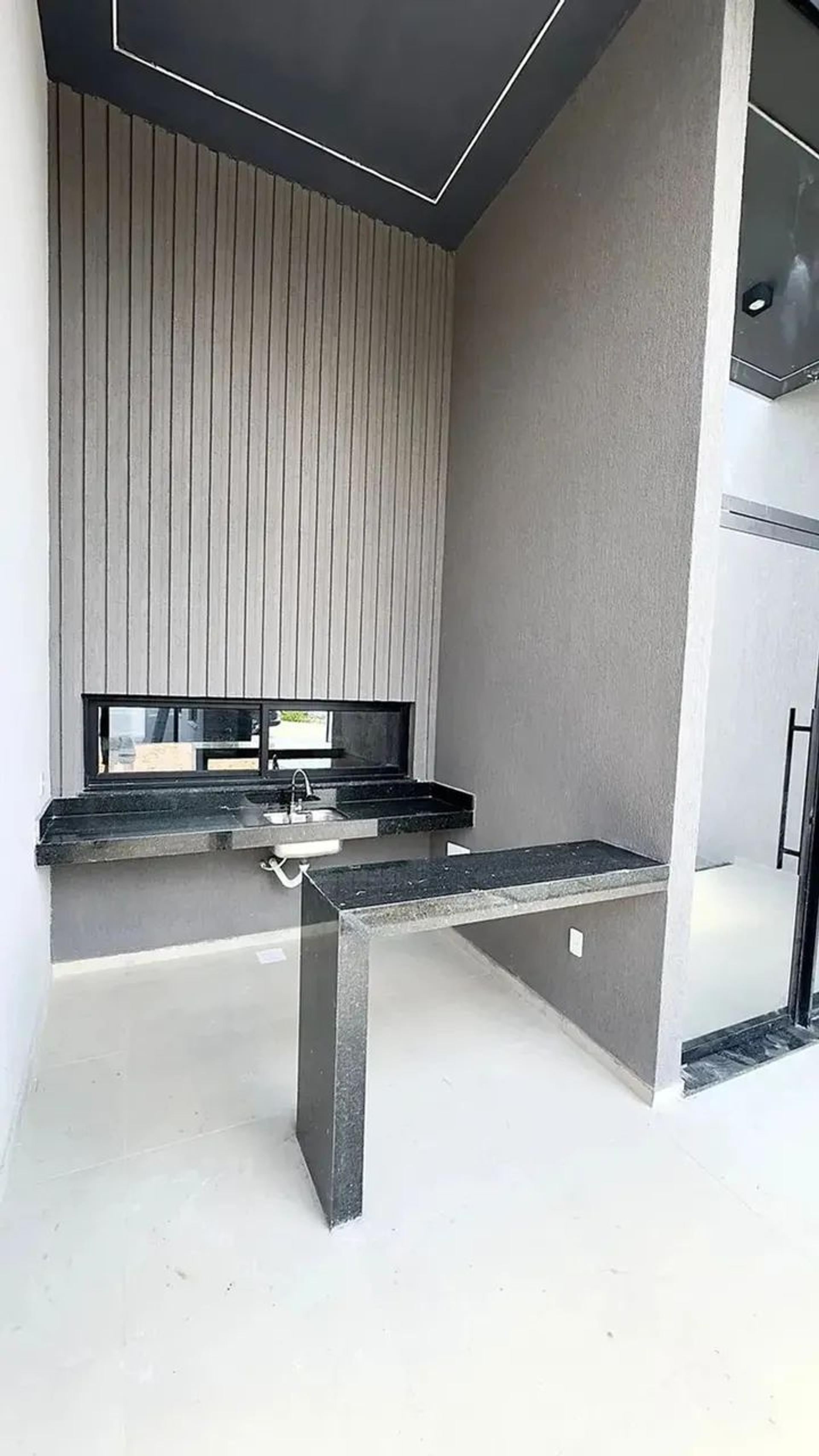 Casa Plana E Solta NA Urucunema NO Eusébio