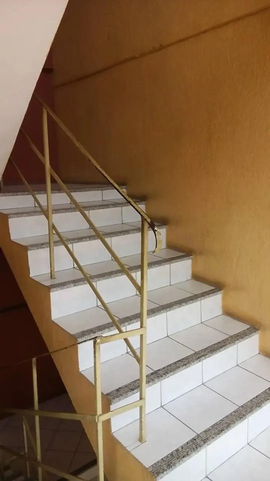 Apartamento na Avenida Visconde do Rio Branco, 2245, Joaquim Tavora em Fortaleza, por R$ 155.000 - Viva Real