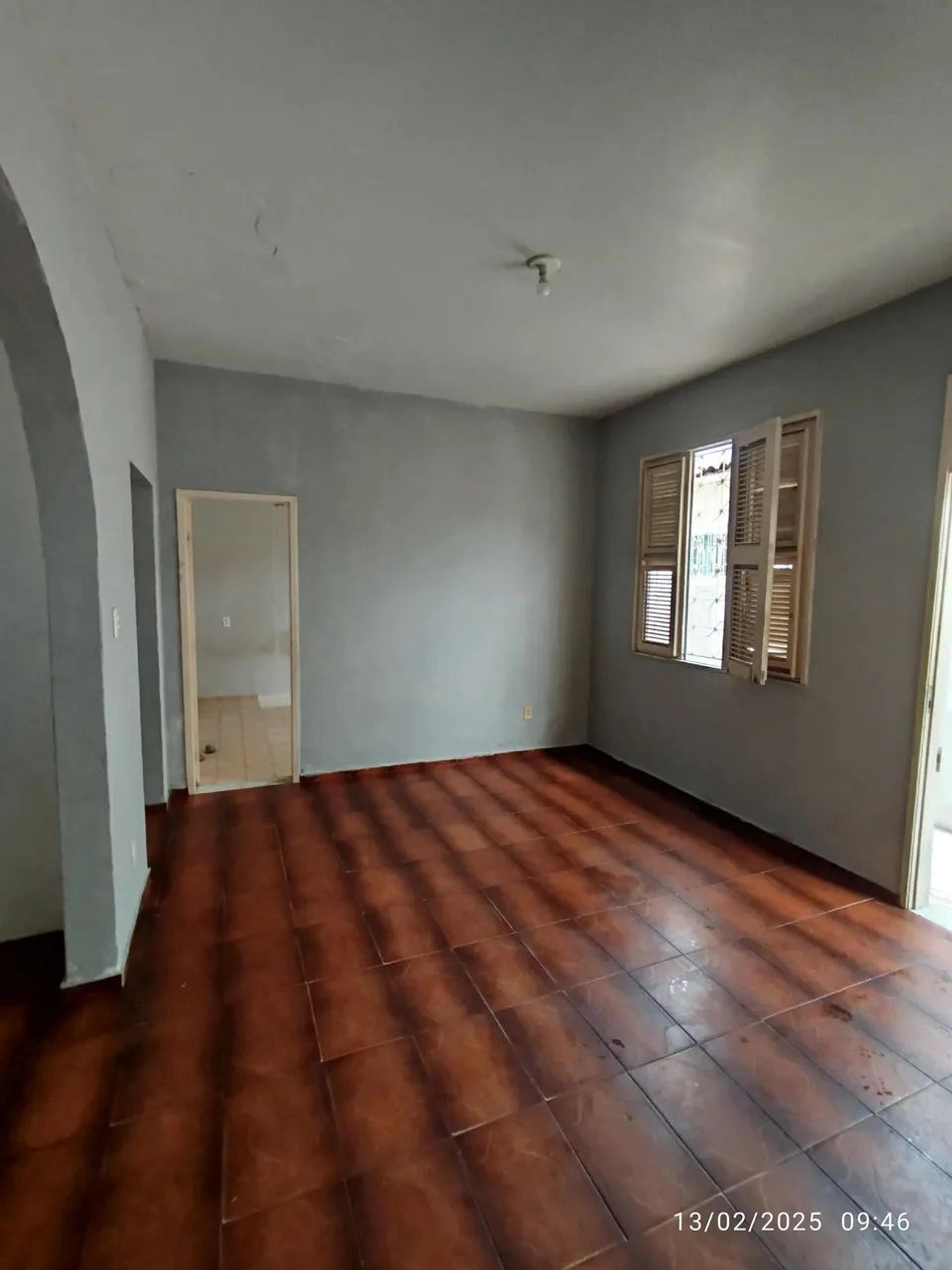 Vende-SE Casa NO Bairro Monte Castelo A 100M DA AV. Sargento Herminio