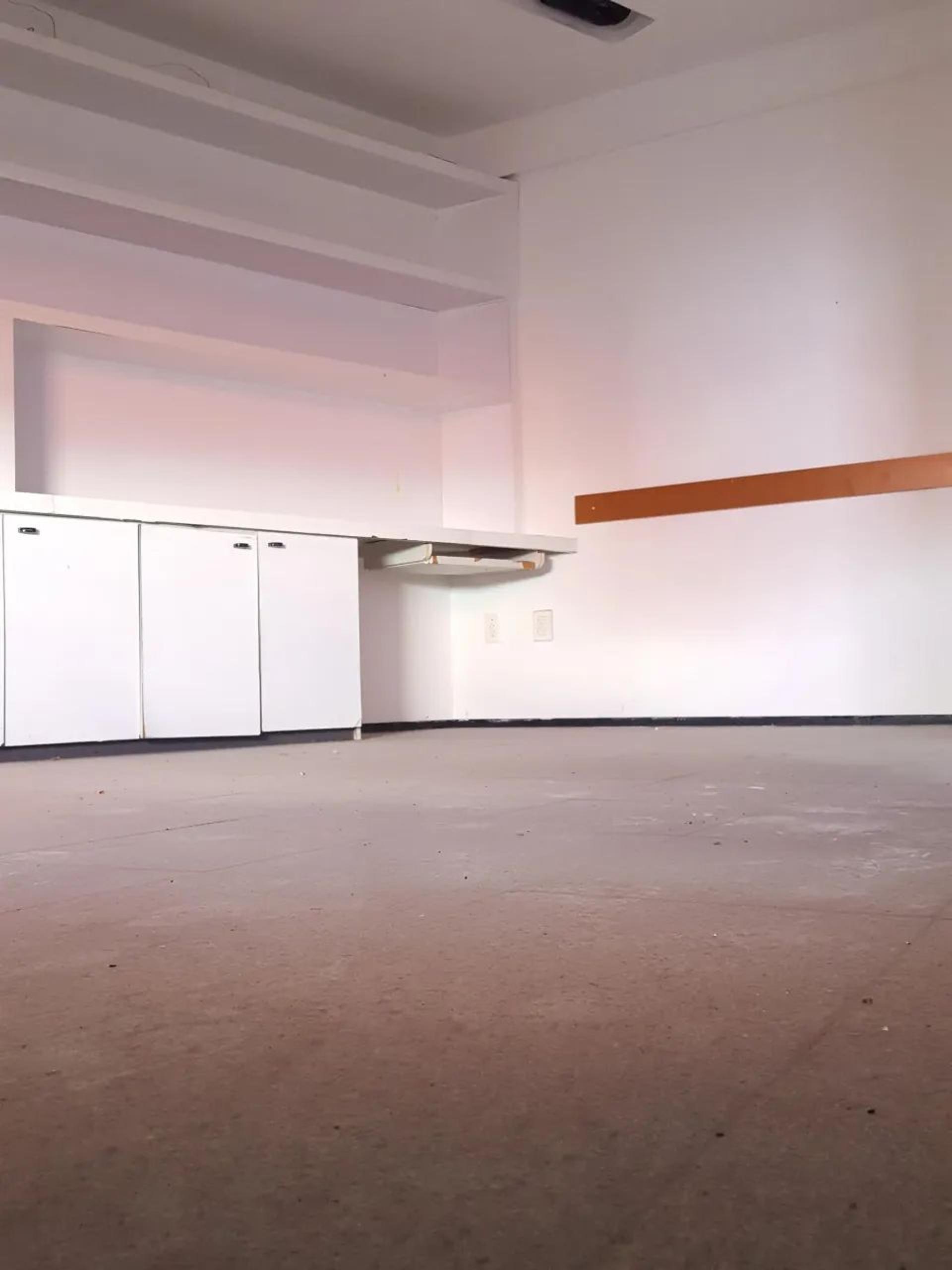Vende-SE Sala Comercial NO Dionísio Torres Com 34M²