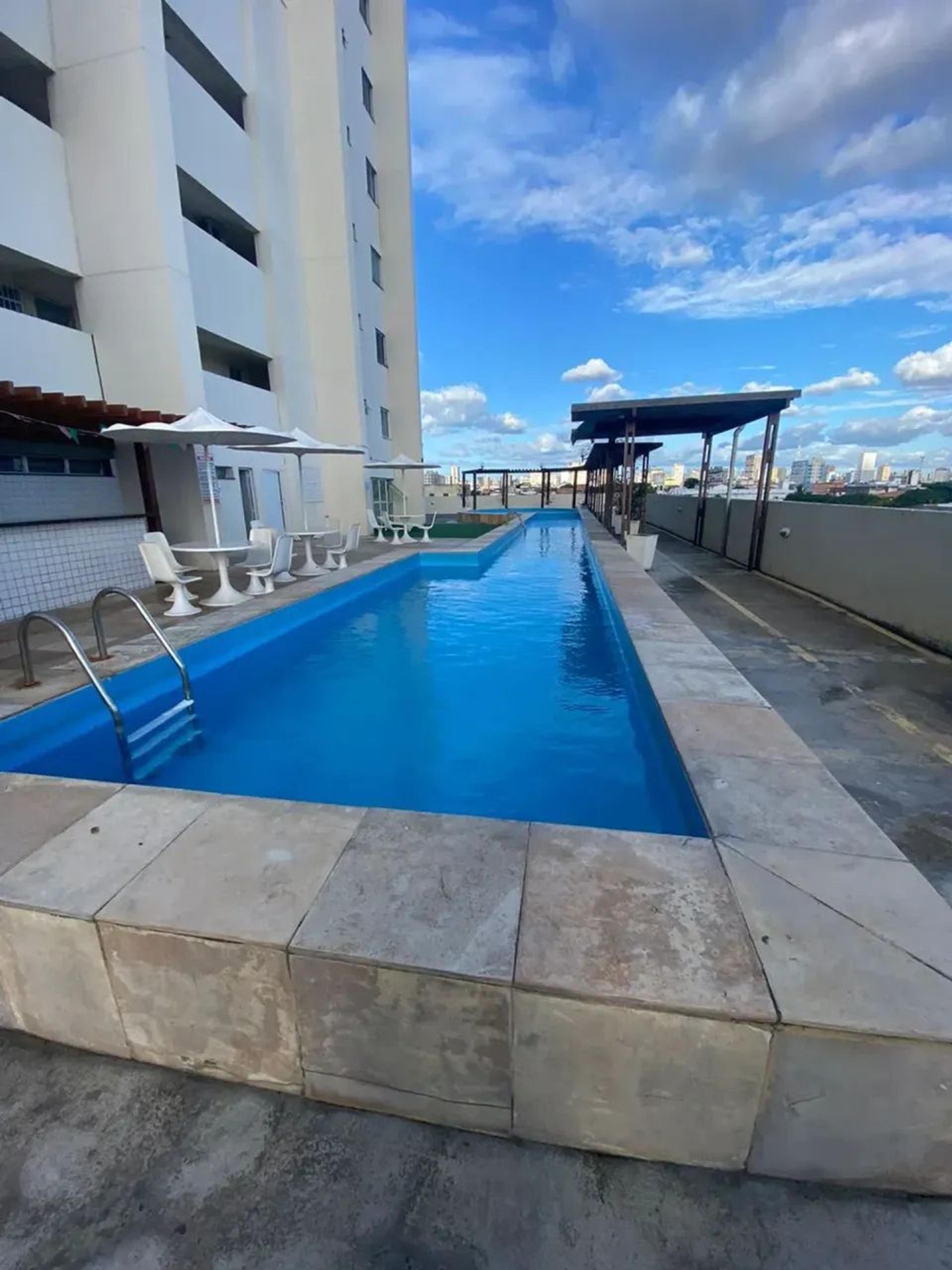 Locação DE Apartamento DE 02 Quartos Com ÁRea DE Lazer