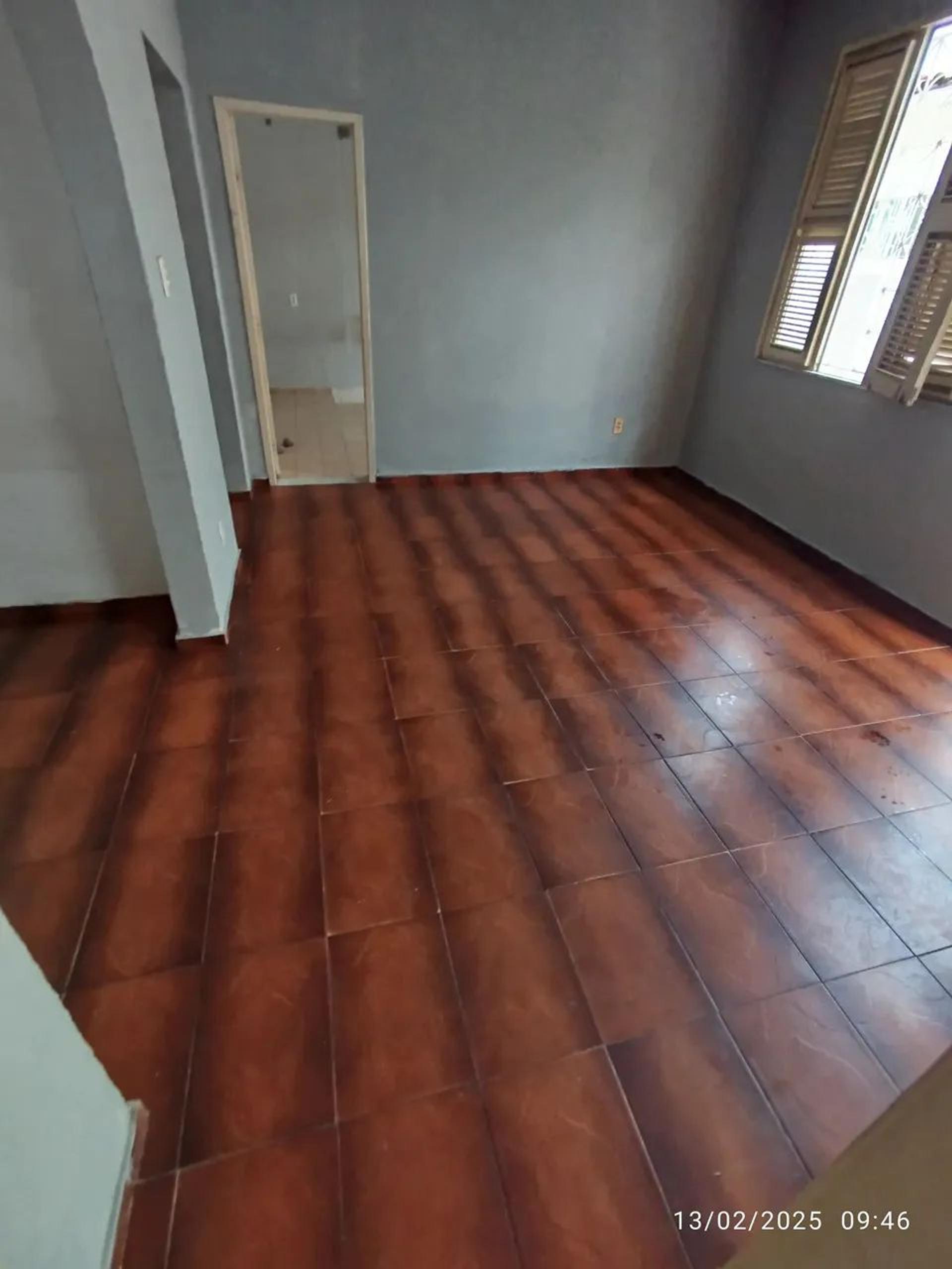 Vende-SE Casa NO Bairro Monte Castelo A 100M DA AV. Sargento Herminio