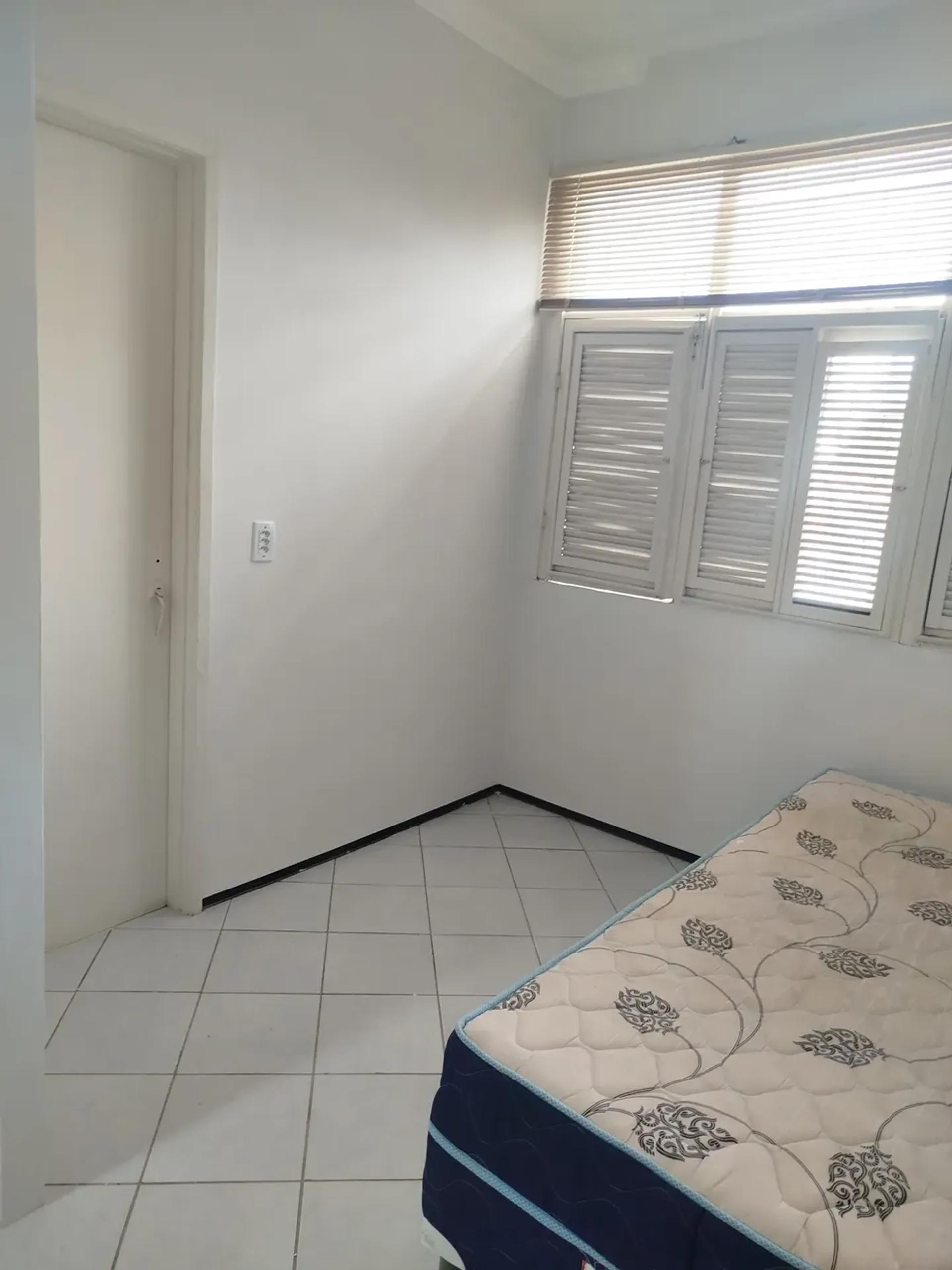 Apartamento na Rua Bárbara de Alencar, 540, Centro em Fortaleza, por R$ 800/Mês - Viva Real