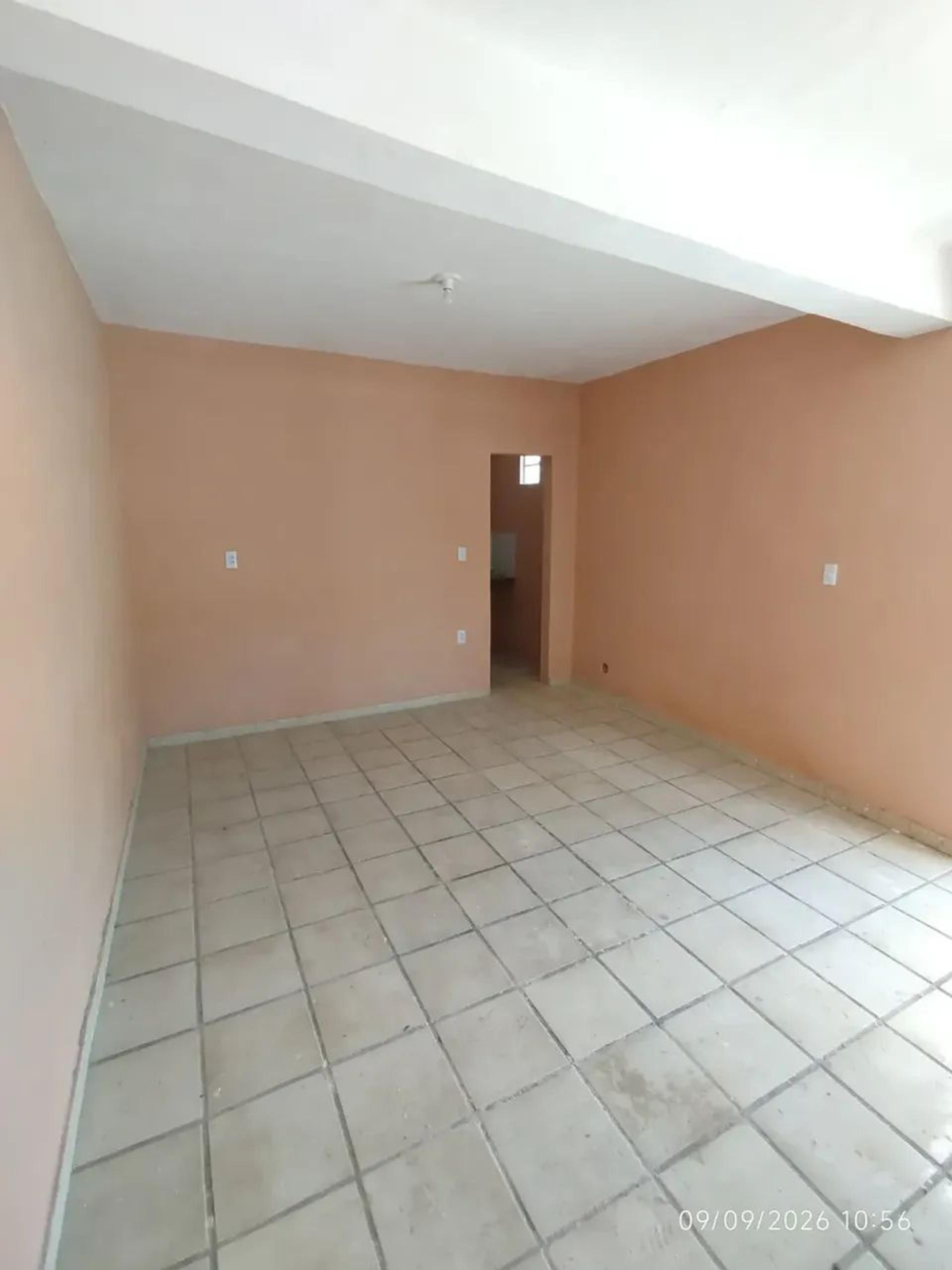 Imóvel para aluguel possui 45 metros quadrados em Damas - Fortaleza - CE