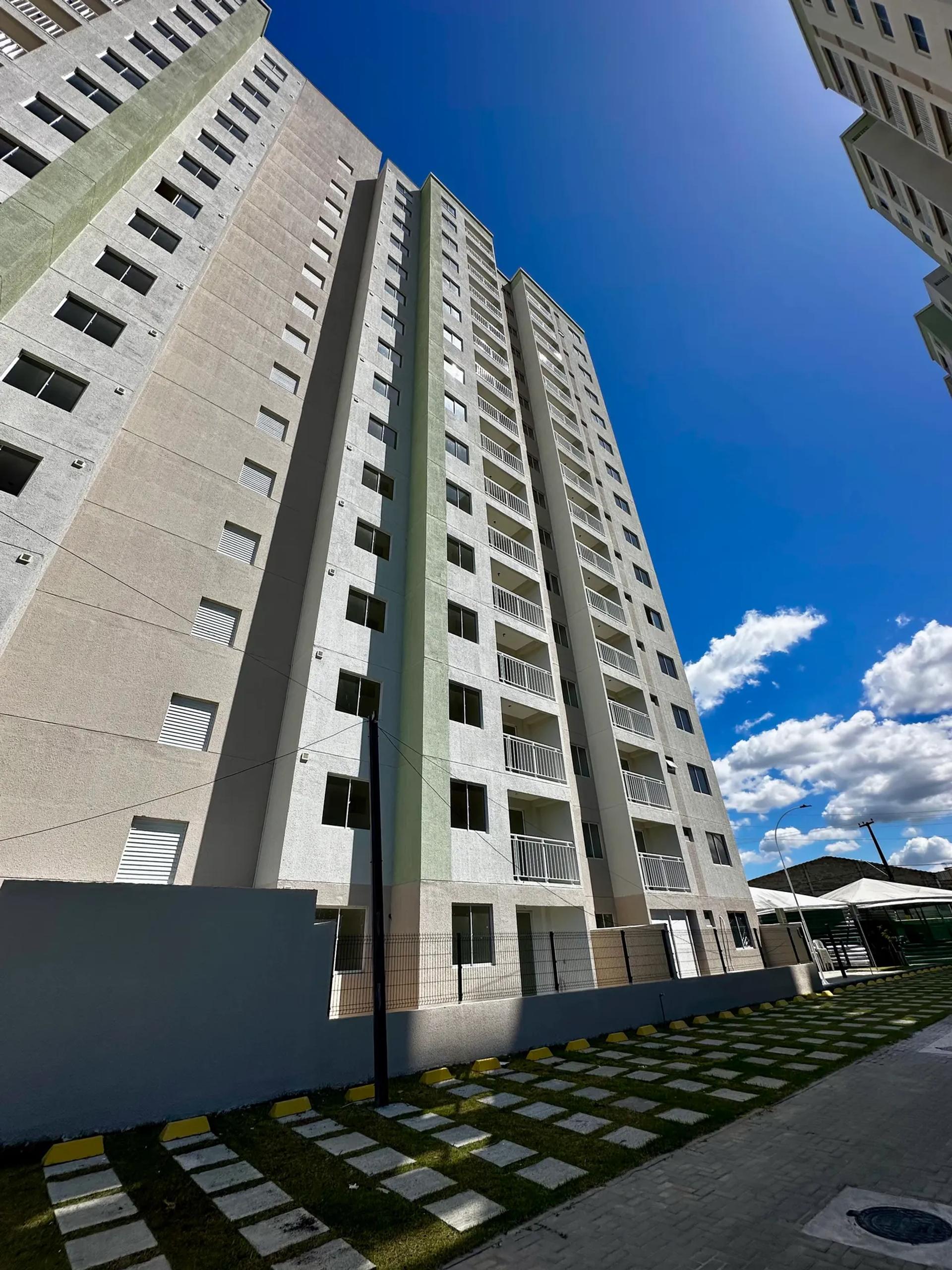 Apartamento na Rua Zildenia, 444, Amador em Eusébio, por R$ 2.600/Mês - Viva Real