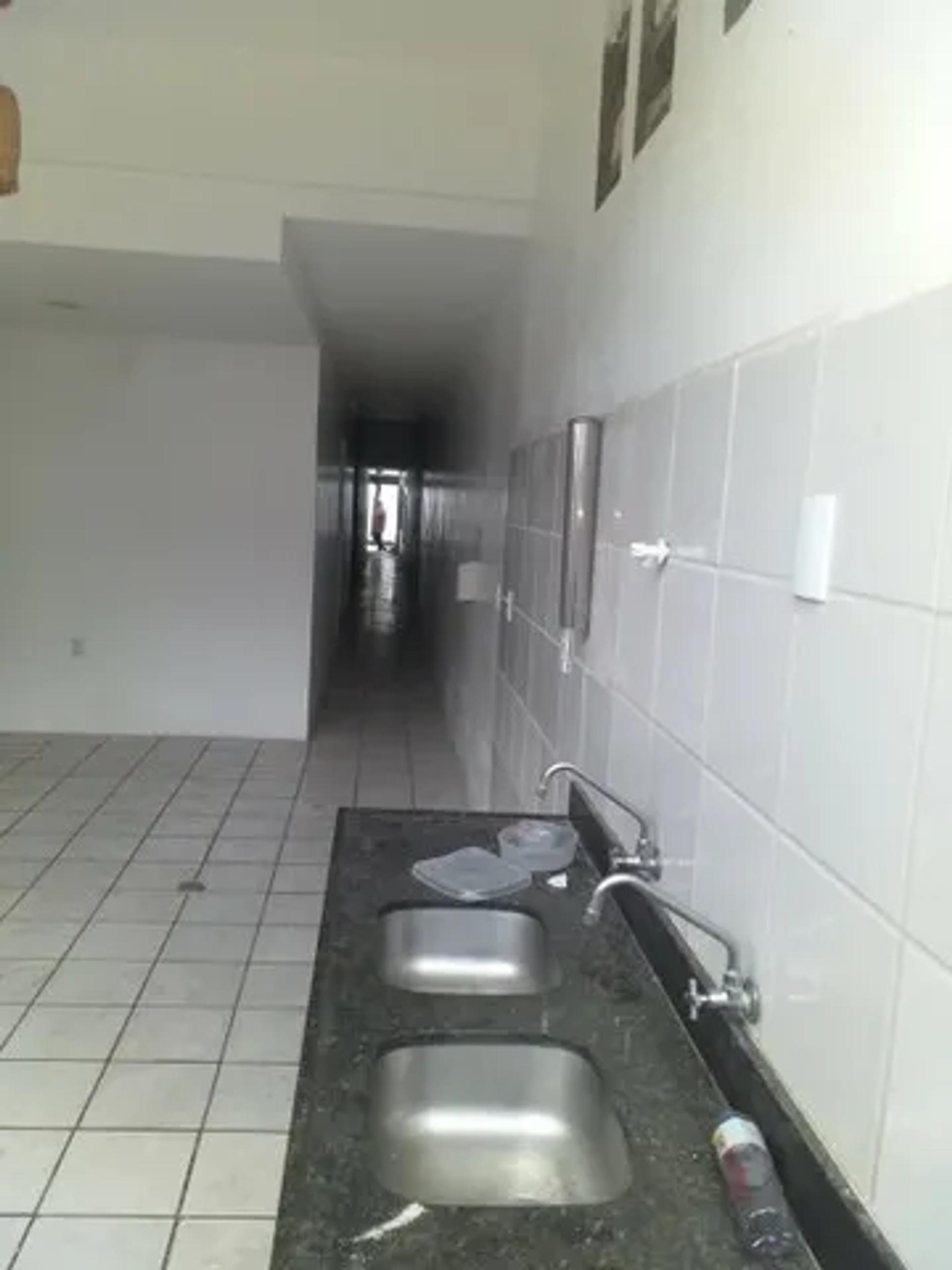 Prédio Comercial na Rua Barão do Rio Branco, 2873, Fátima em Fortaleza, por R$ 4.500/Mês - Viva Real