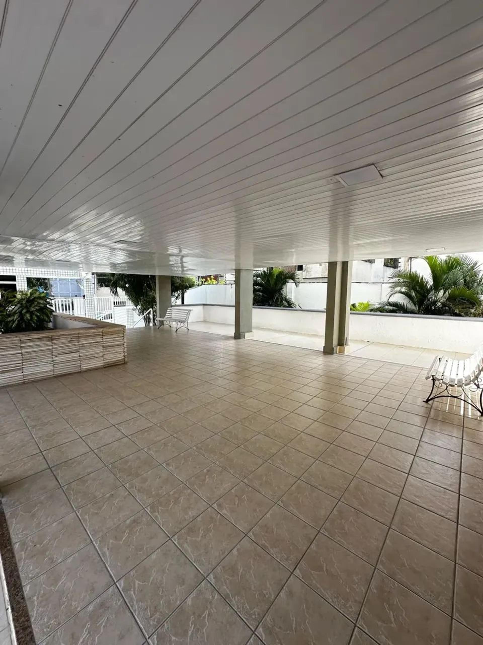 Apartamento amplo para reformar – Excelente oportunidade!
