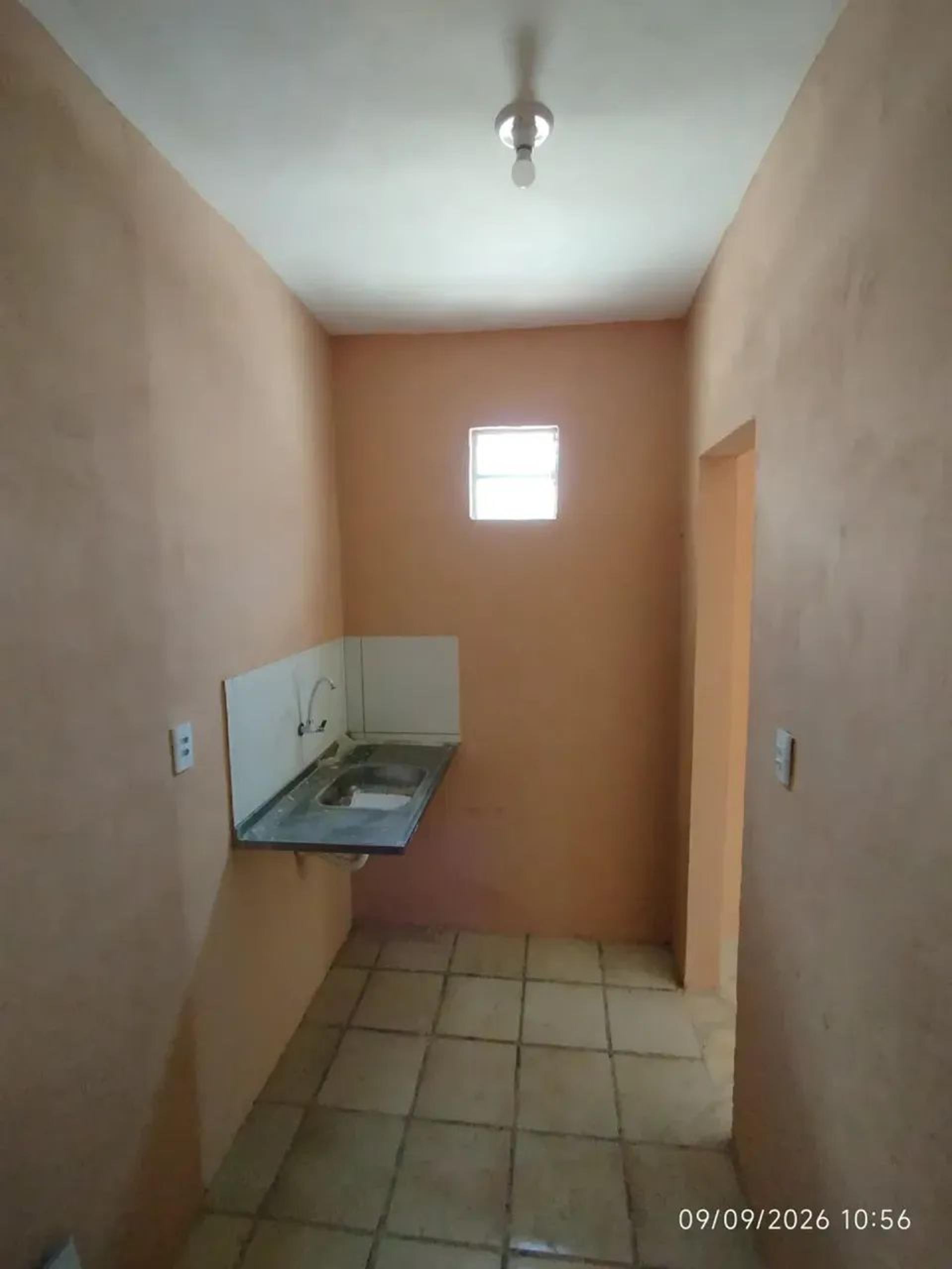 Imóvel para aluguel possui 45 metros quadrados em Damas - Fortaleza - CE
