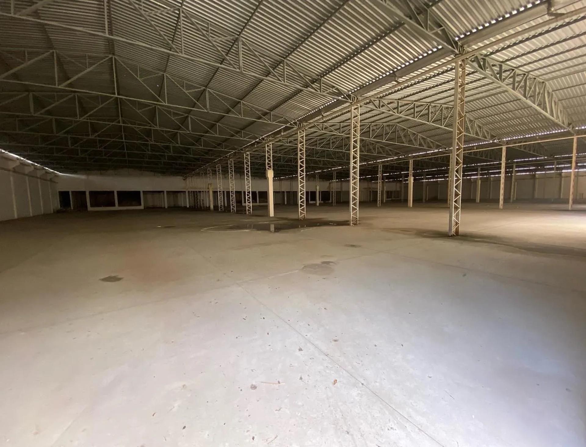 Galpão/Depósito/Armazém na Rua Baturité, 500, Planalto Horizonte em Horizonte, por R$ 129.800/Mês - Viva Real