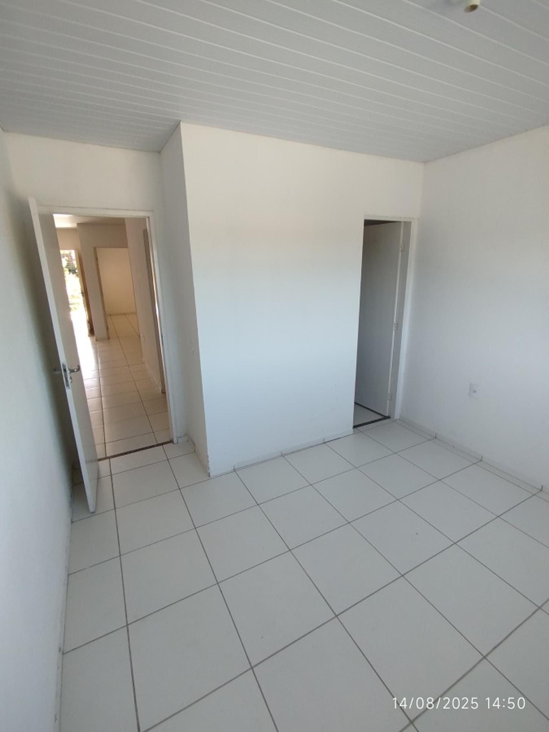 Apartamento para Venda, em Caucaia, bairro Guajiru, 2 dormitórios, 1 banheiro, 1 suíte, 1 vaga - foto 26
