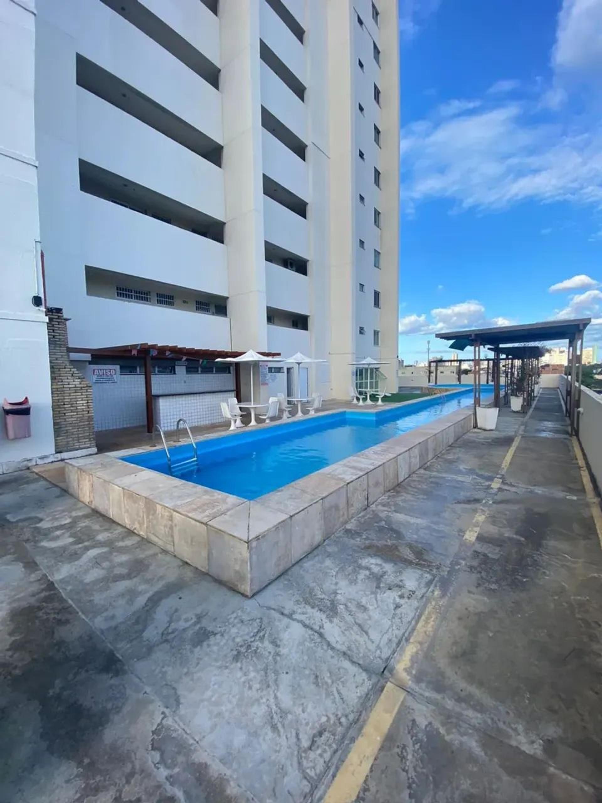 Locação DE Apartamento DE 02 Quartos Com ÁRea DE Lazer