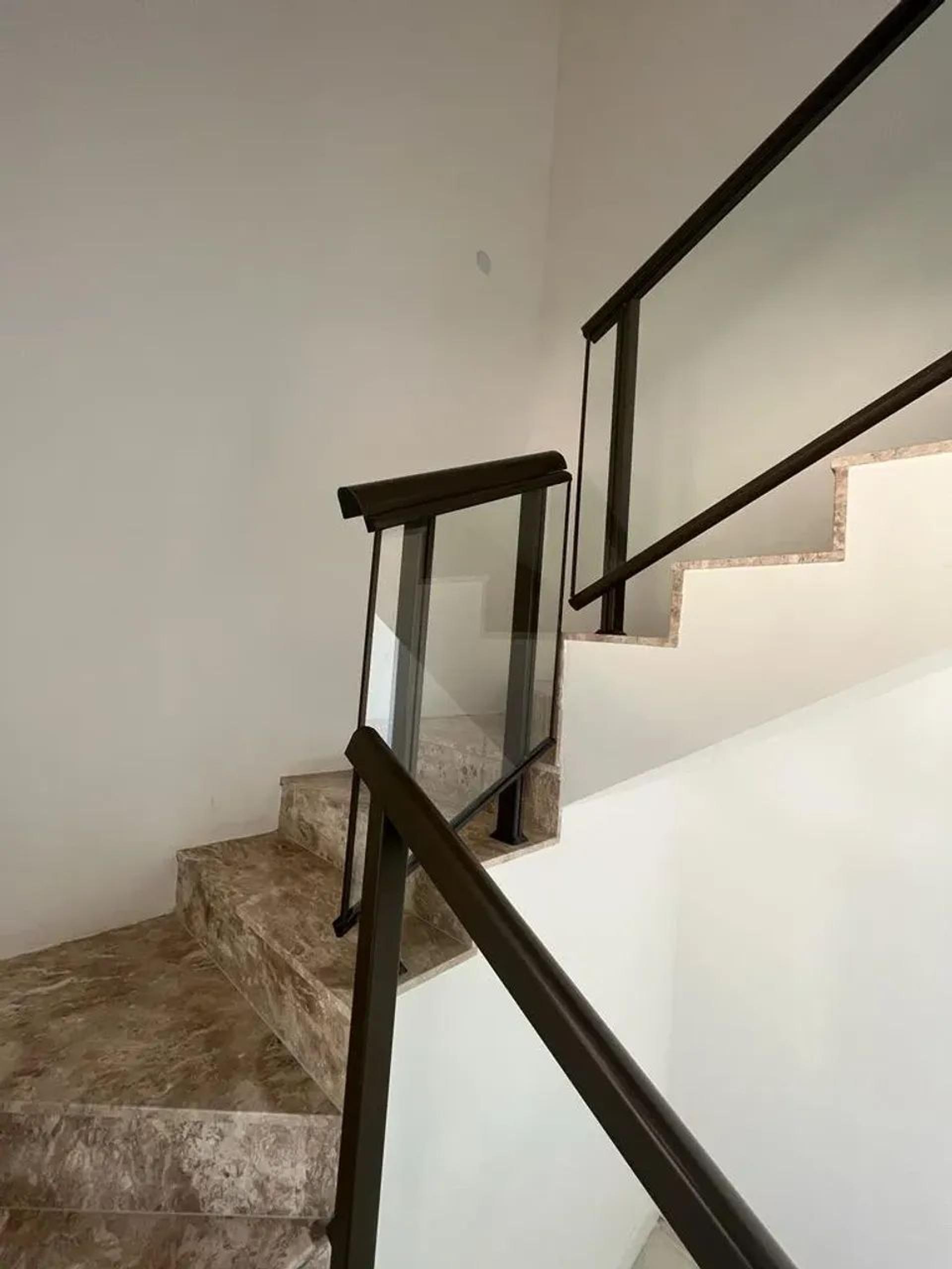 Casa Em Condomínio À Venda Na Lagoa Redonda