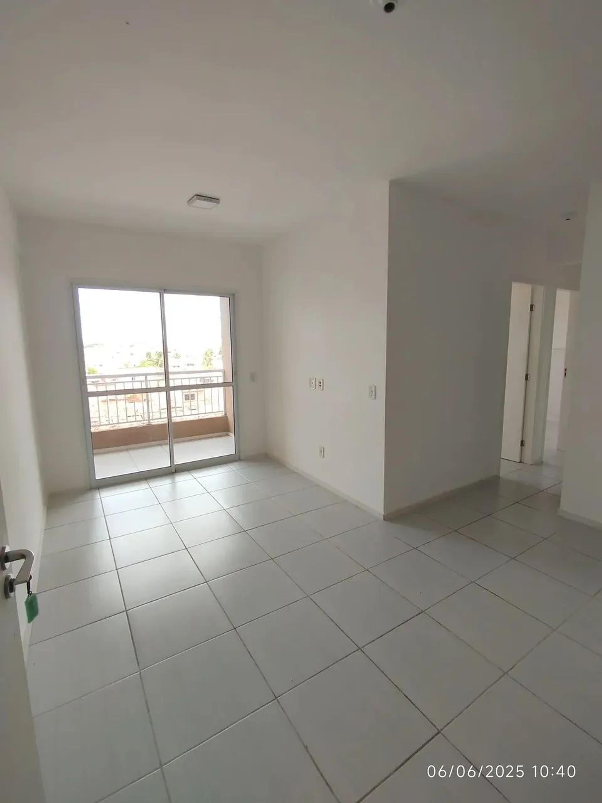 Vende-SE Apartamento Com Pisicna E Projetado Com Elevador Nas Cajazeiras EM Fortaleza CearÁ