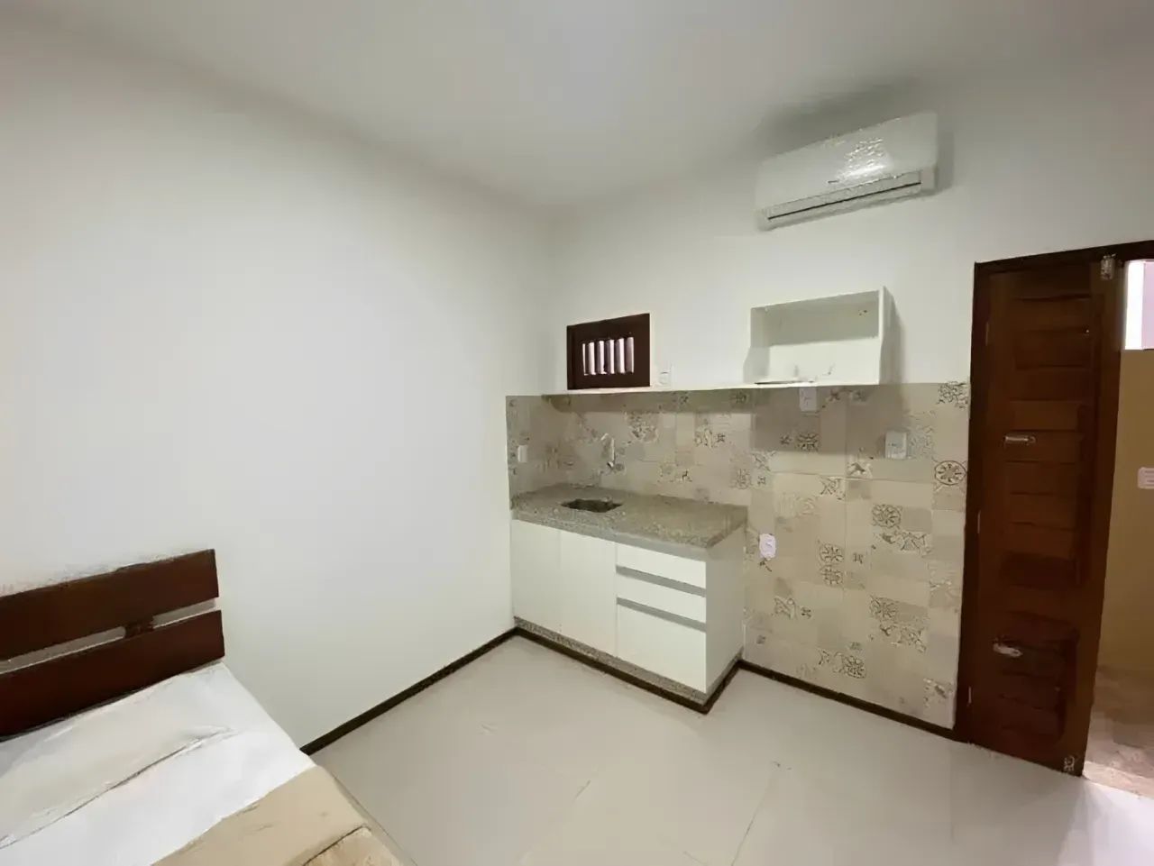 Imóvel para aluguel com 30 metros quadrados em Joaquim Távora - Fortaleza - CE