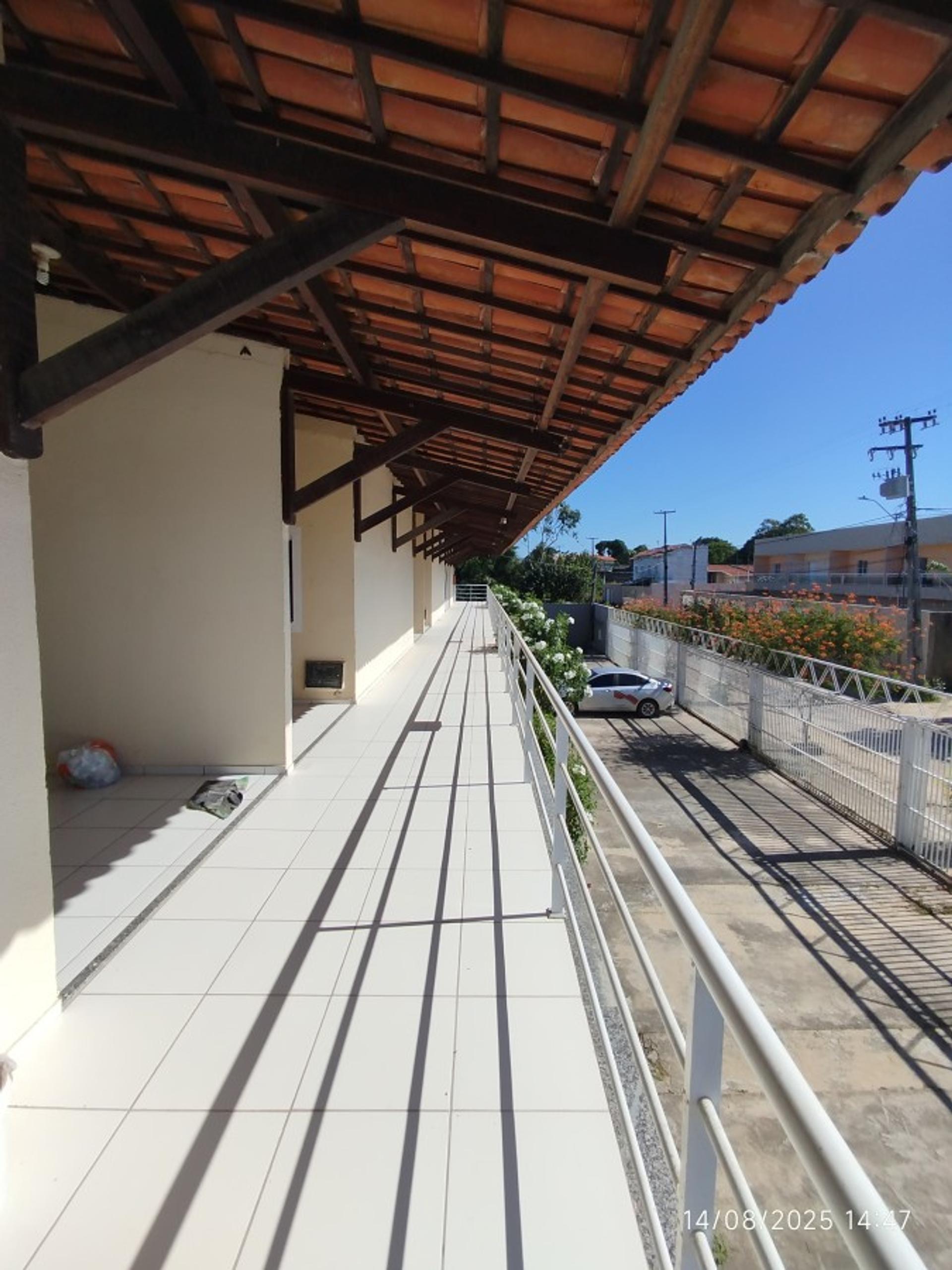 Apartamento para Venda, em Caucaia, bairro Guajiru, 2 dormitórios, 1 banheiro, 1 suíte, 1 vaga - foto 12