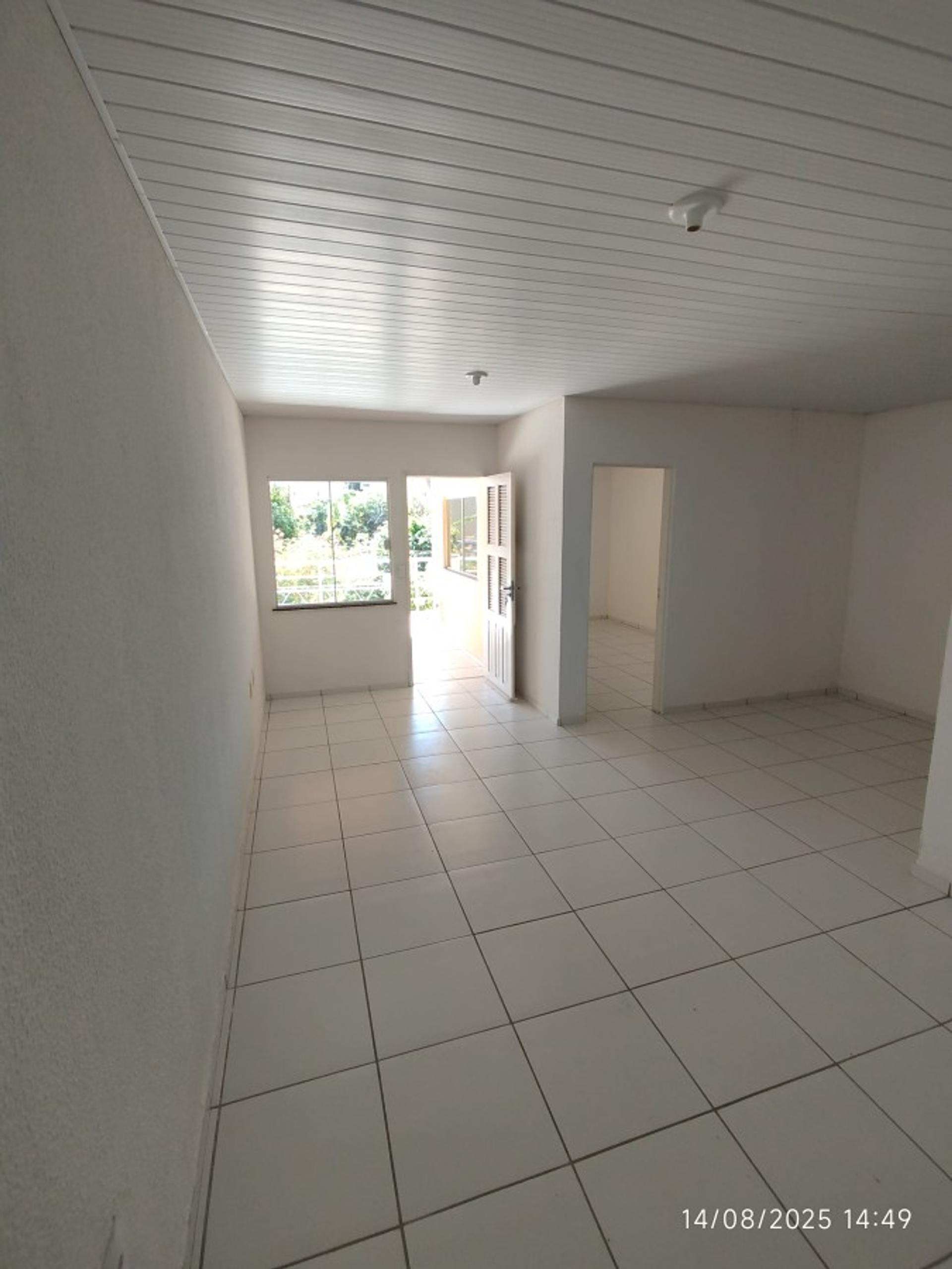 Apartamento para Venda, em Caucaia, bairro Guajiru, 2 dormitórios, 1 banheiro, 1 suíte, 1 vaga - foto 17