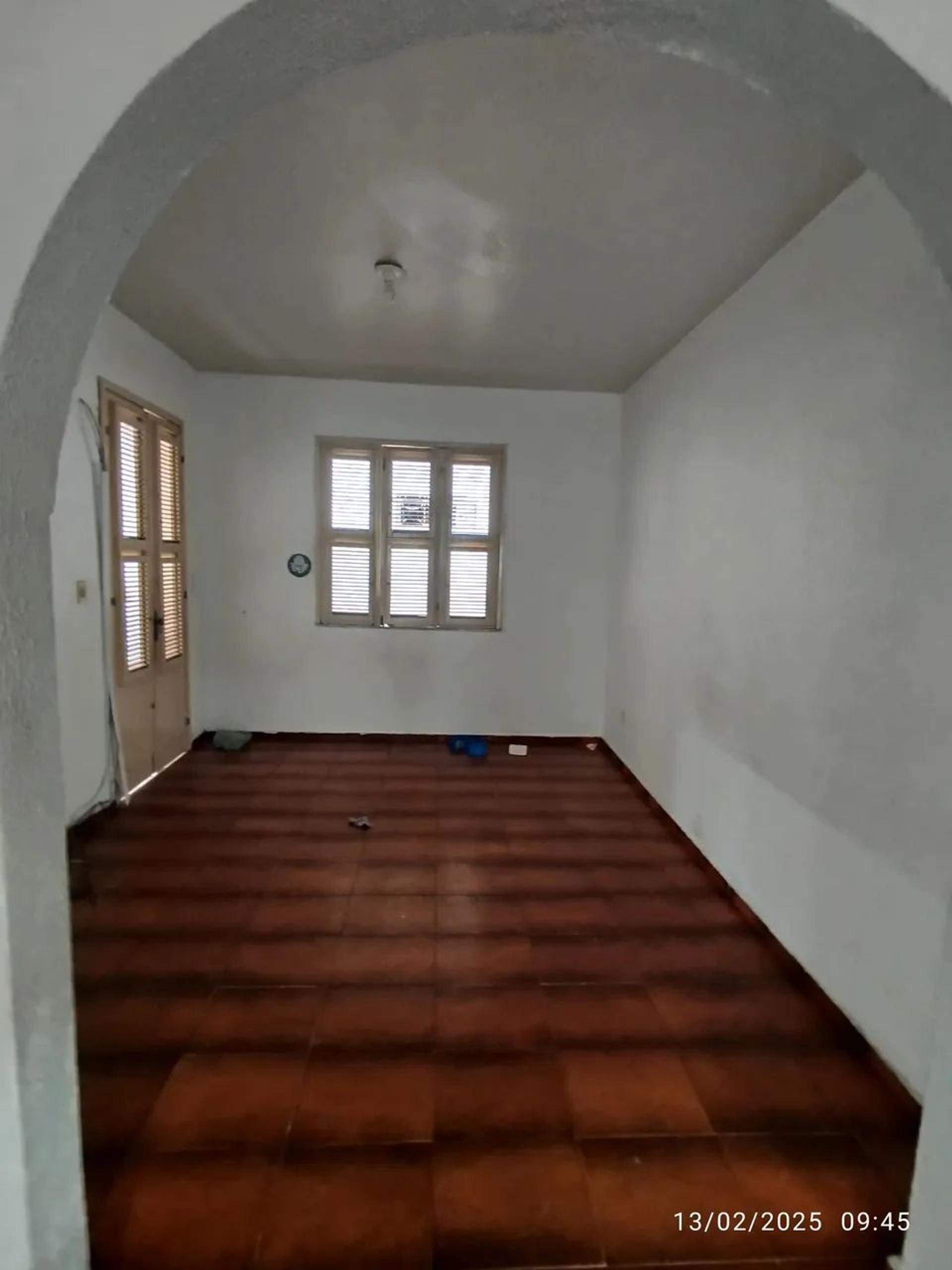 Vende-SE Casa NO Bairro Monte Castelo A 100M DA AV. Sargento Herminio