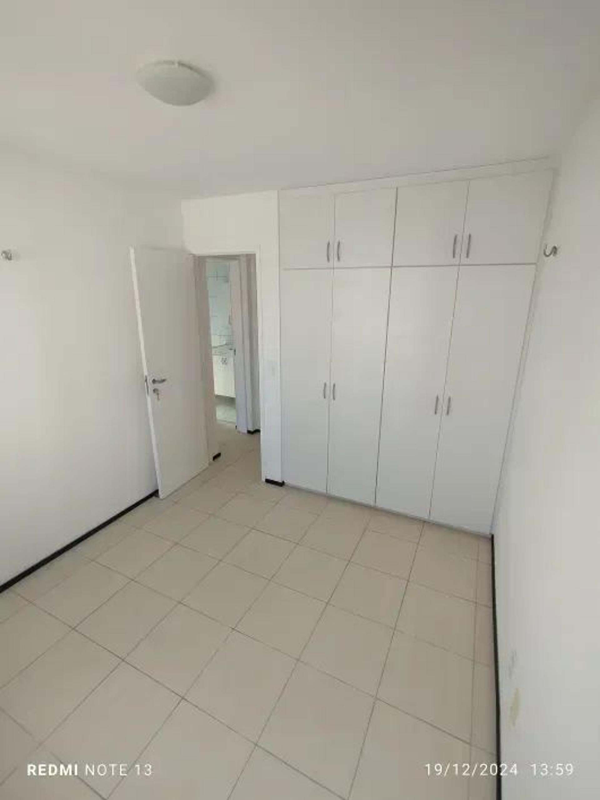Imobiliaria Iguatu Trás UM Apartamento NO Bairro Meireles