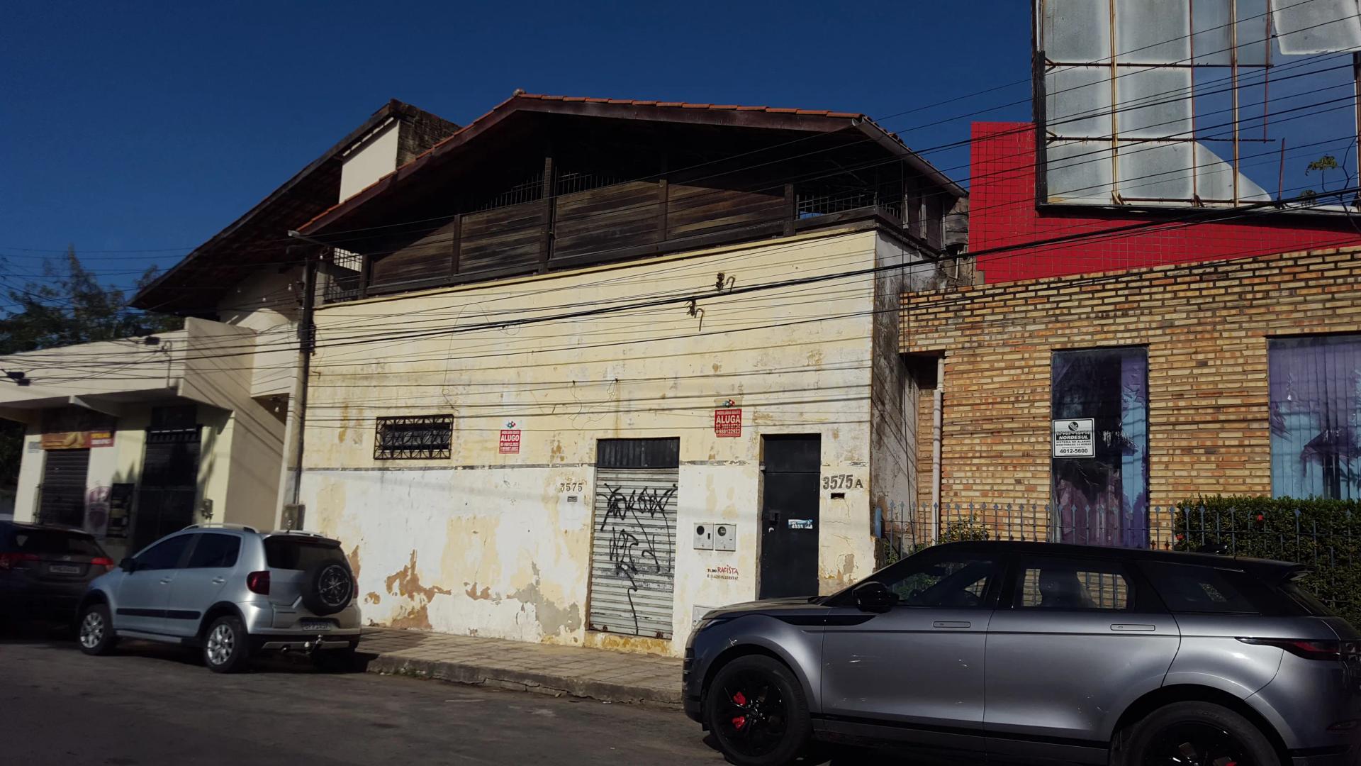 Prédio Comercial na Rua Fiscal Vieira, 3575, Joaquim Tavora em Fortaleza, por R$ 2.000/Mês - Viva Real