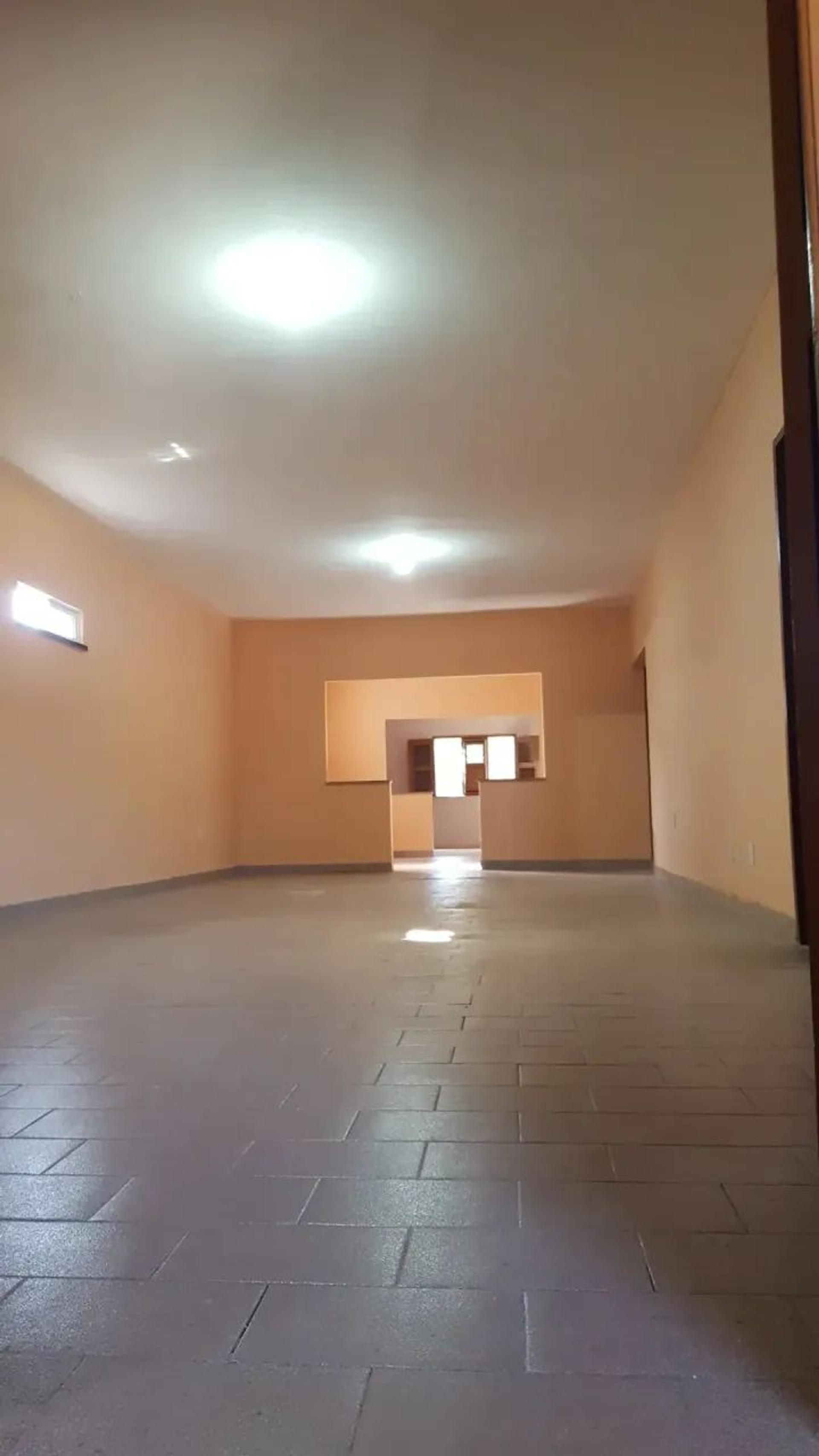 Aluga- SE Casa Altos Com 04 Quartos NO Damas EM Fortaleza