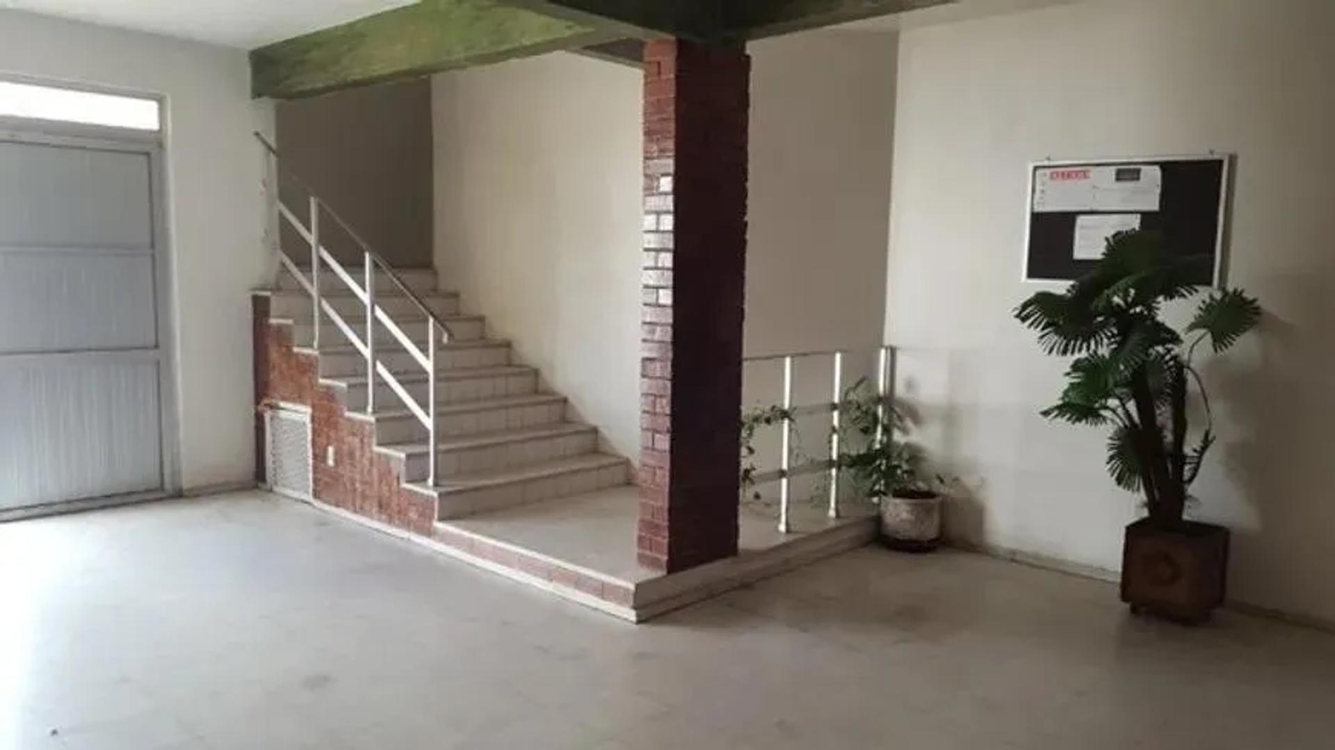 Kitnet na Rua Bárbara de Alencar, 540, Centro em Fortaleza, por R$ 800/Mês - Viva Real