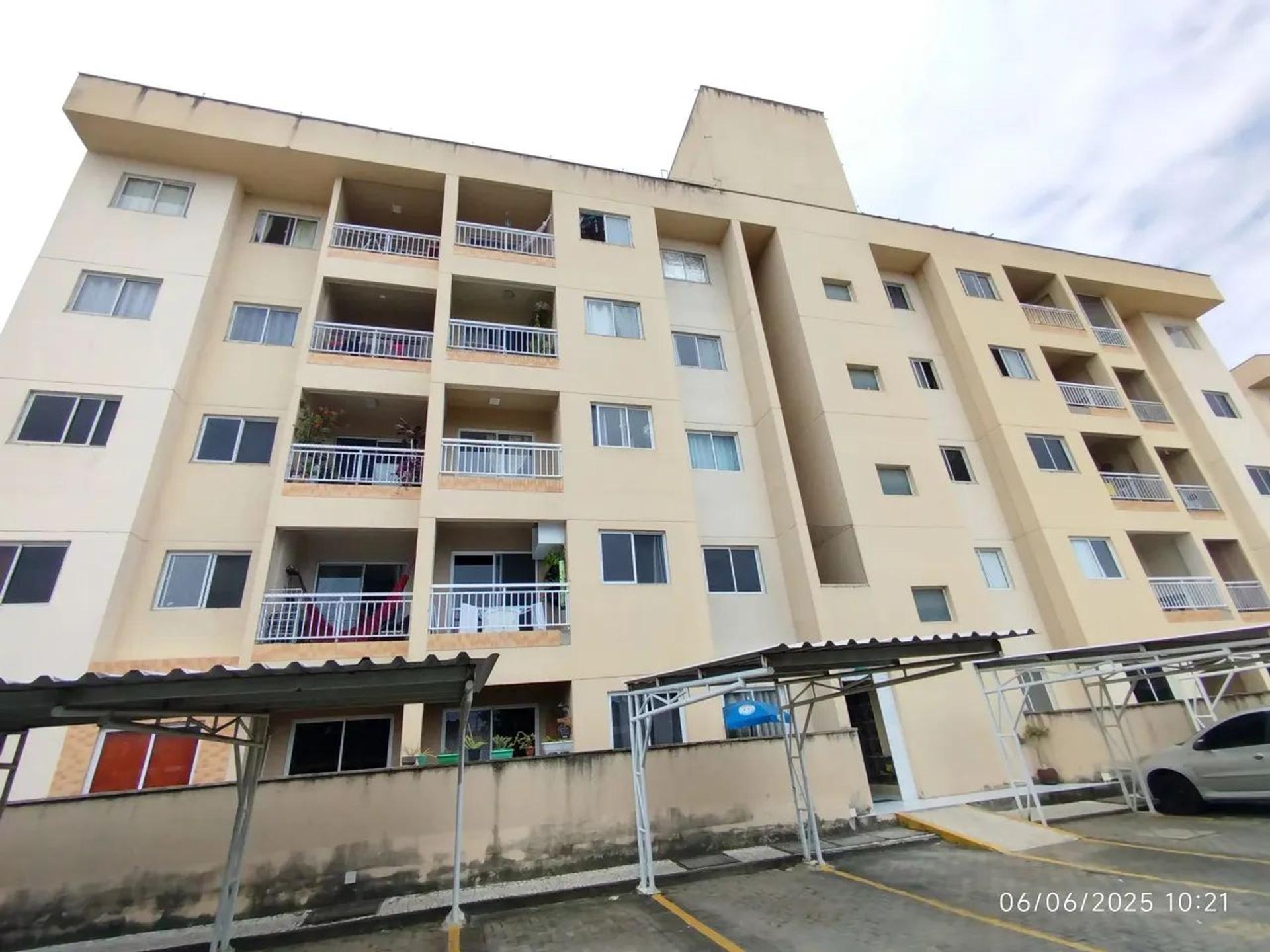Vende-SE Apartamento DE 02 Quartos Com Elevador E Piscina NA Cajazeiras EM Fortaleza CearÁ